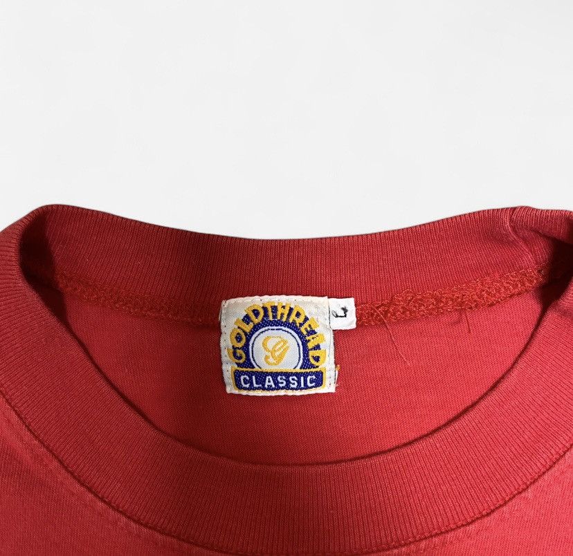 Vintage Vintage take a walk see the smiles Cebu red graphic T-shirt Size US M / EU 48-50 / 2 - 3 Thumbnail