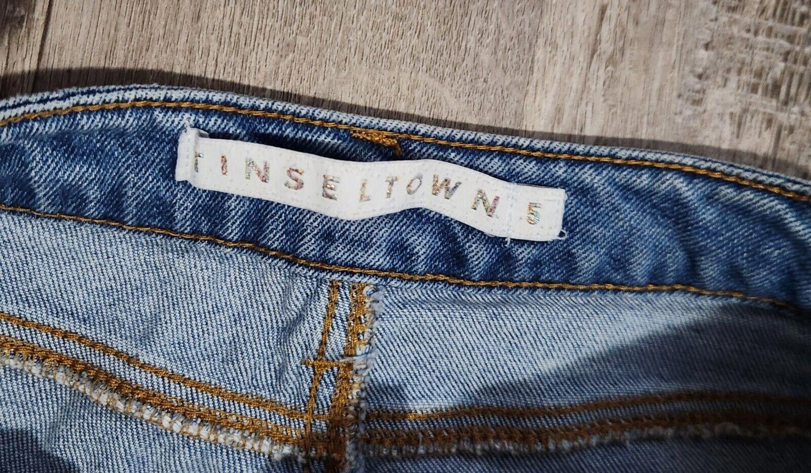 Designer Tinseltown Jeans Size 5 Light Wash Straight Distressed Light Size 28" / US 6 / IT 42 - 3 Thumbnail