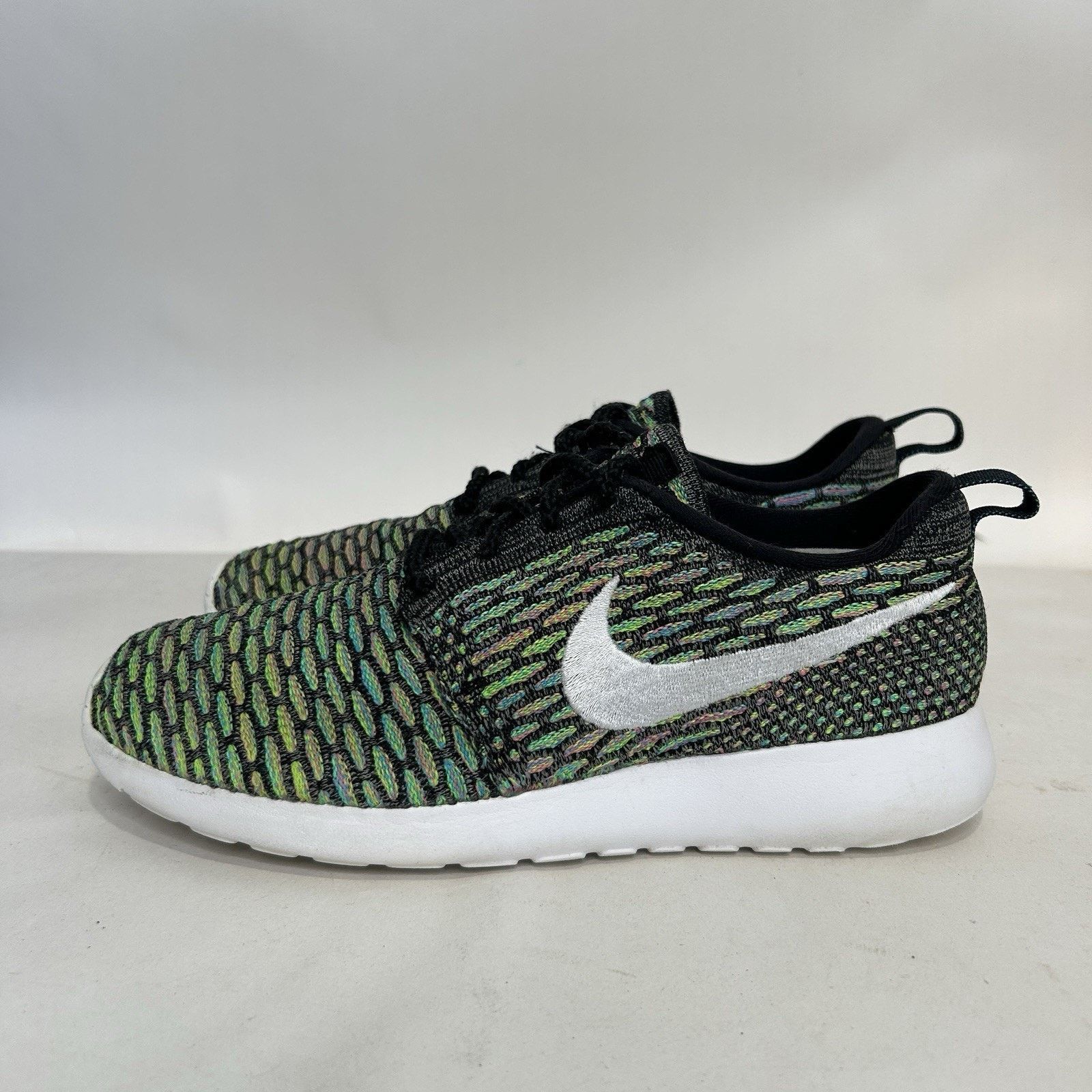 Nike Nike Roshe Run Flyknit WMNS “Multi-Color” Size US 7.5 / IT 37.5 - 6 Thumbnail