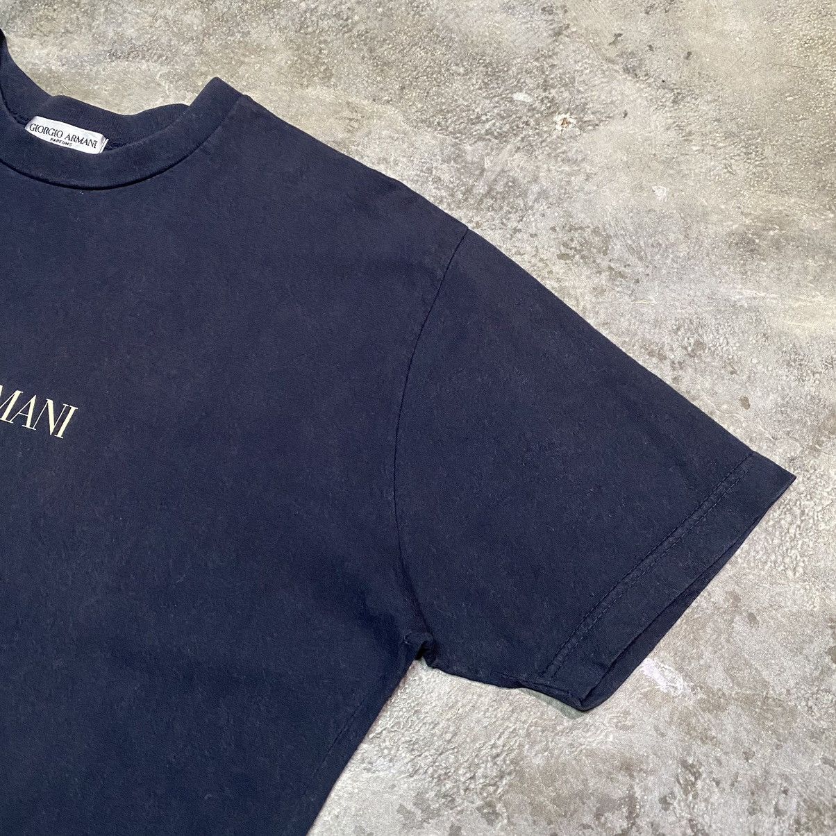 Giorgio Armani × Vintage VINTAGE GIORGIO ARMANI PARFUMS MADE IN GREECE SHIRT Size M / US 6-8 / IT 42-44 - 5 Thumbnail