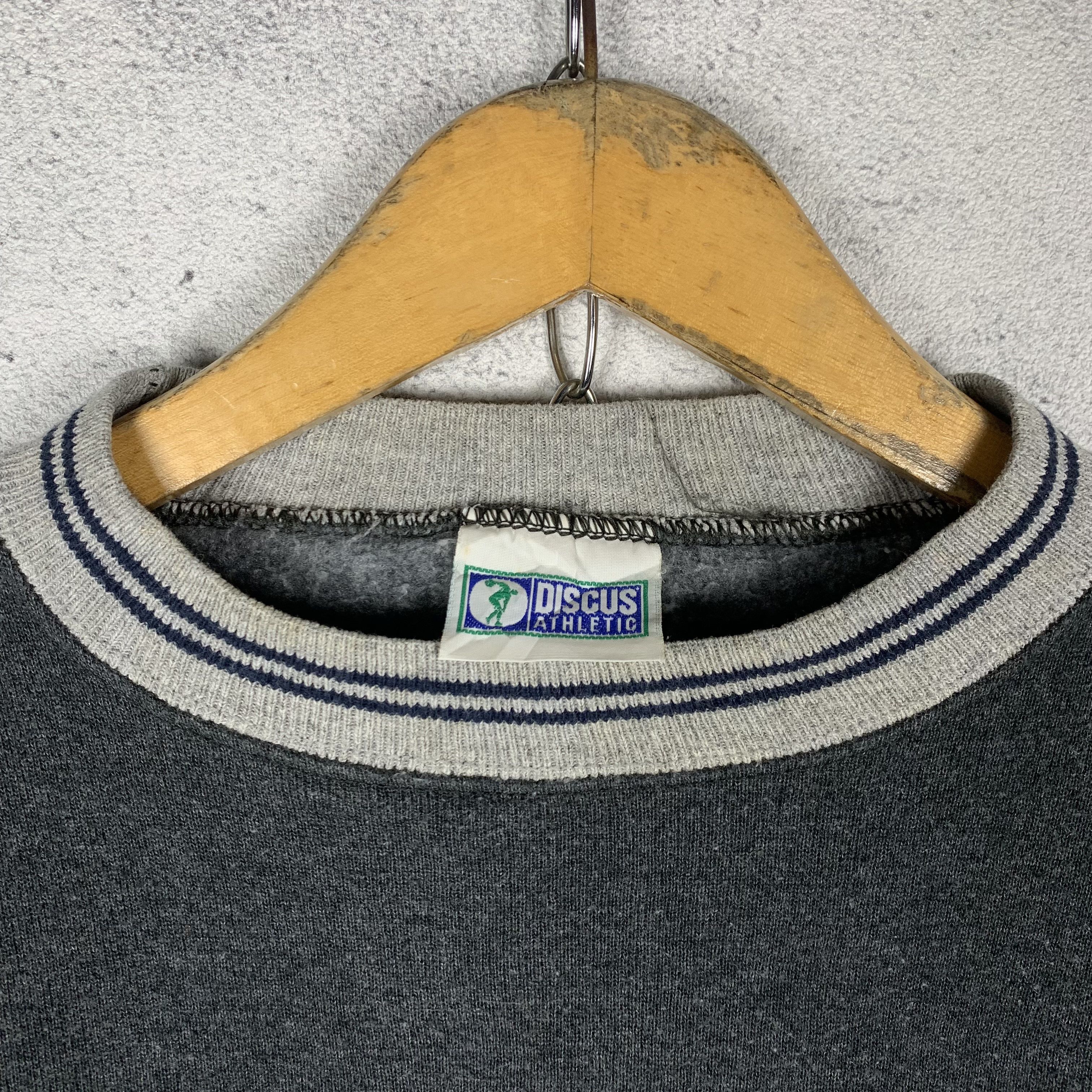 Vintage Vintage 90s Discus Athletic Blank Sweatshirt Crewneck Size US M / EU 48-50 / 2 - 2 Thumbnail