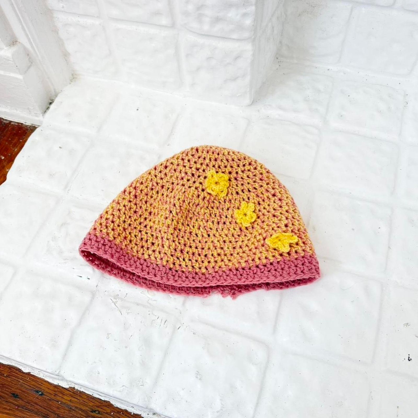 Other Handmade crochet floral beanie Size ONE SIZE - 1 Thumbnail