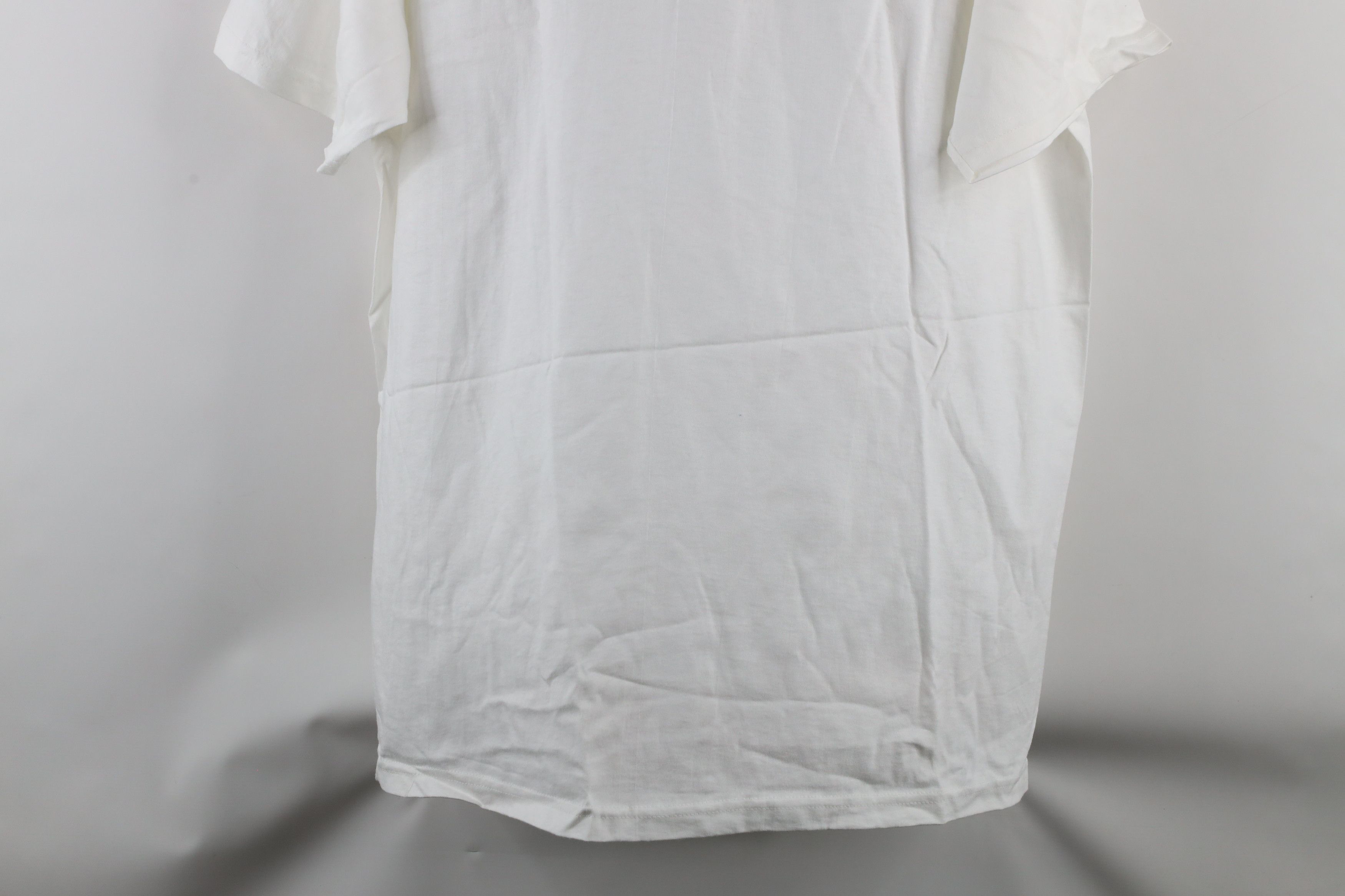 Vintage Vintage Y2K 2001 Budweiser Crisp Clean Celtic Beer T-Shirt Size US XL / EU 56 / 4 - 9 Thumbnail