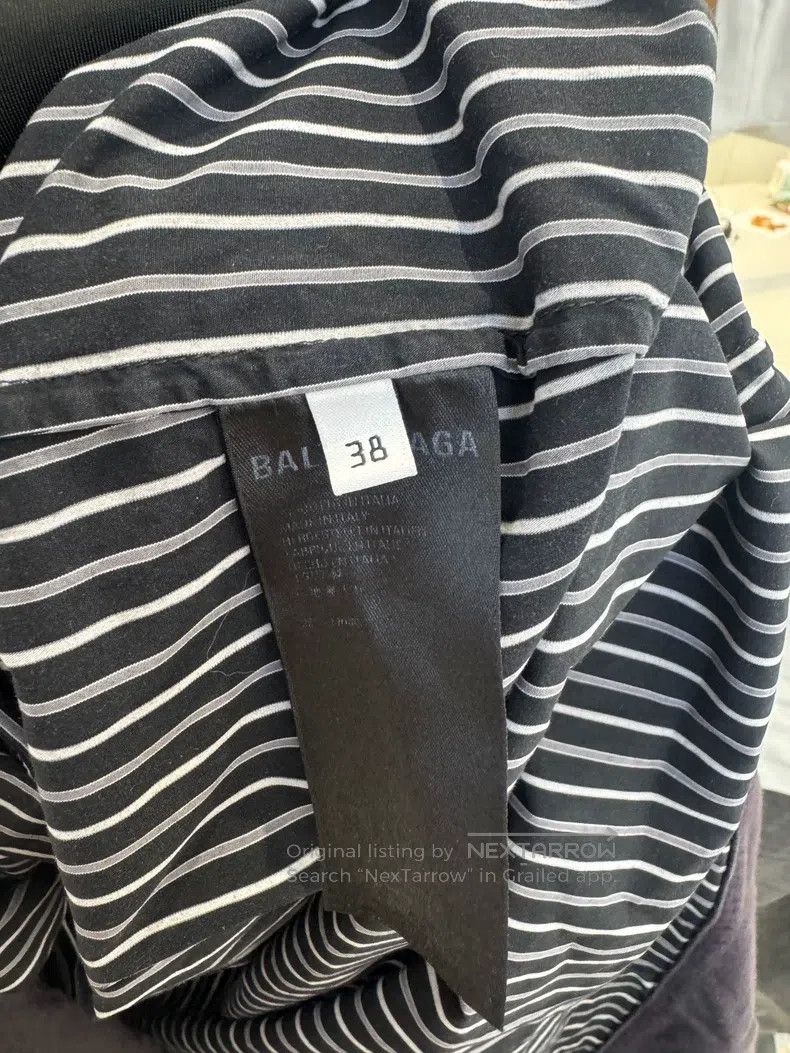 Balenciaga Balenciaga Black Striped Faux Two-Piece Short Sleeve Shirt Size XS / US 0-2 / IT 36-38 - 4 Thumbnail