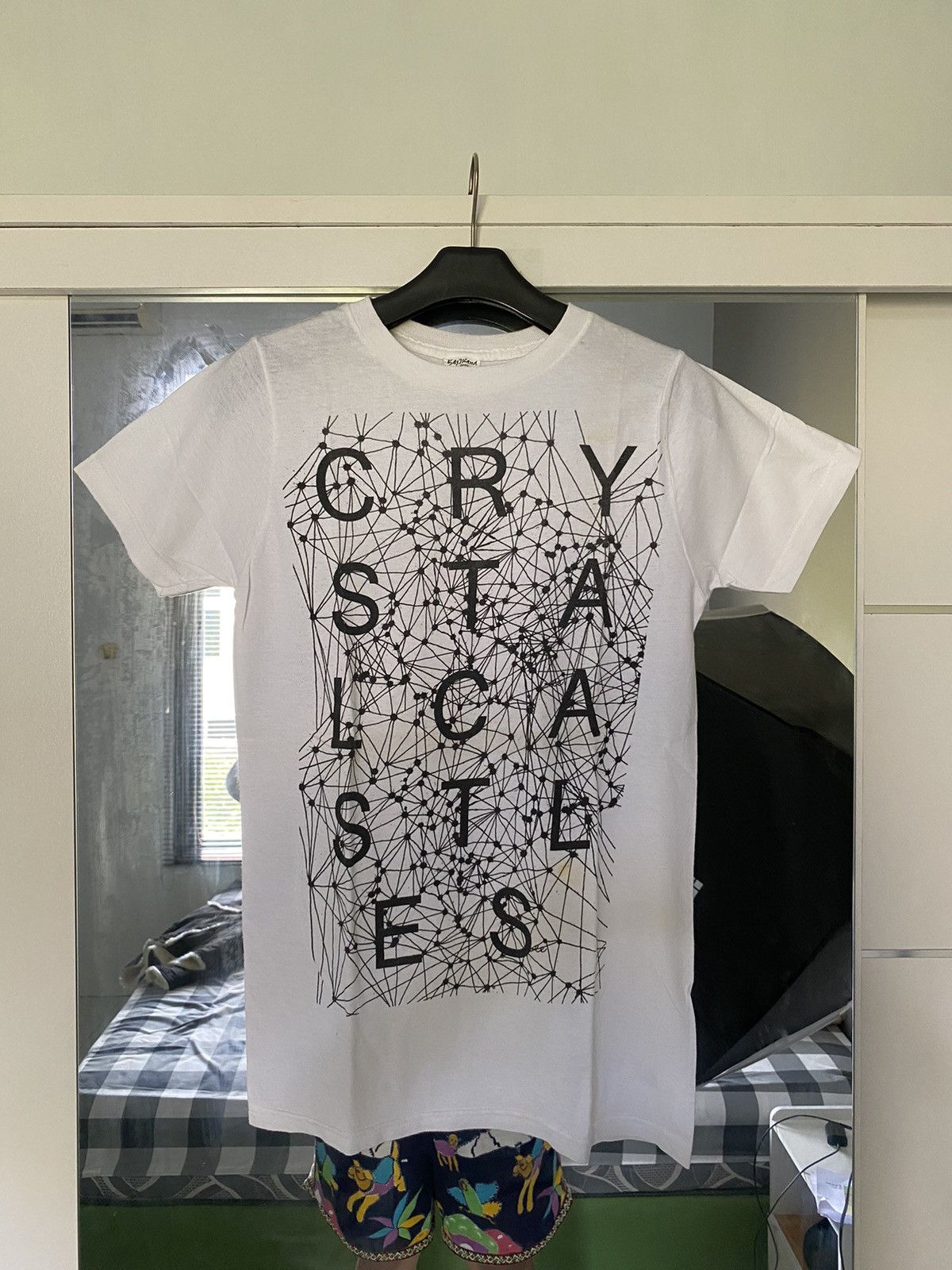Band Tees × Vintage Crystal Castles Crimewave Slim Tshirt Size US S / EU 44-46 / 1 - 1 Thumbnail