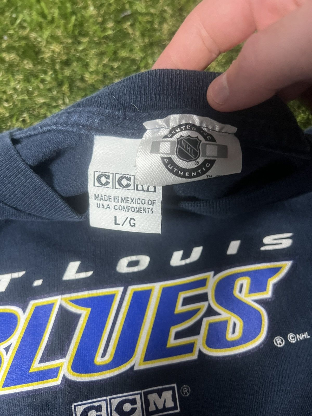 Ccm Vintage Y2K NHL St Louis Blues Hockey Sportwear L/S Tee Size US L / EU 52-54 / 3 - 4 Thumbnail