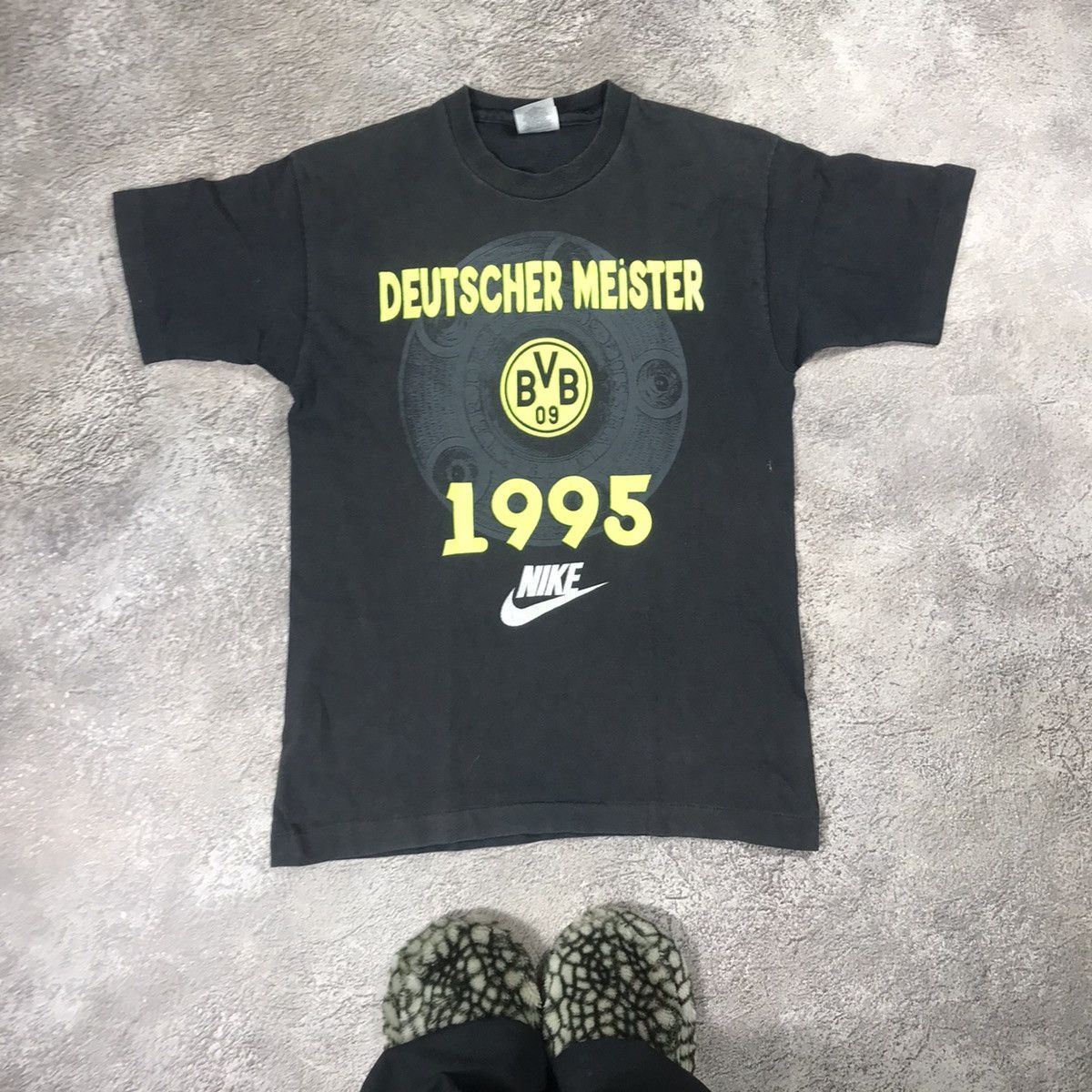 Vintage Vintage 90s Nike BVB Graphic Tee Streetwear Faded Black L Size US L / EU 52-54 / 3 - 1 Thumbnail
