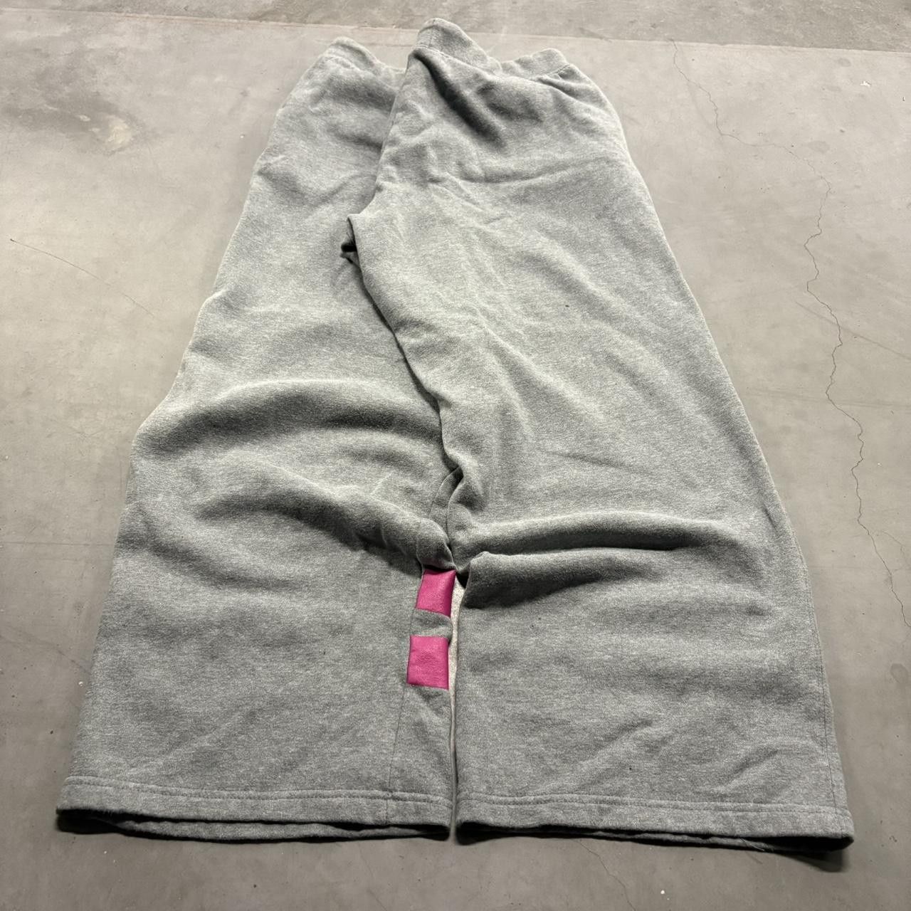 Vintage Crazy Vintage Y2K/2000s Super Baggy Wideleg Grey and pink Breast cancer Awareness Sweatpants! Size US 34 / EU 50 - 6 Thumbnail