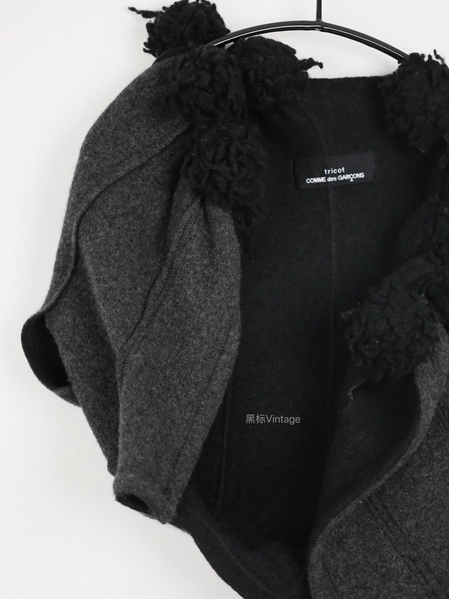 Comme des Garcons CDG 05AW Vintage Asymmetric Pom-Pom Cape Women's Size ONE SIZE - 5 Thumbnail