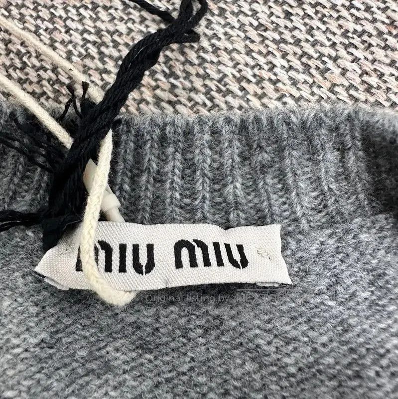 Miu Miu Miu Miu Light Gray Wool Pullover Sweater . Size S / US 4 / IT 40 - 3 Thumbnail