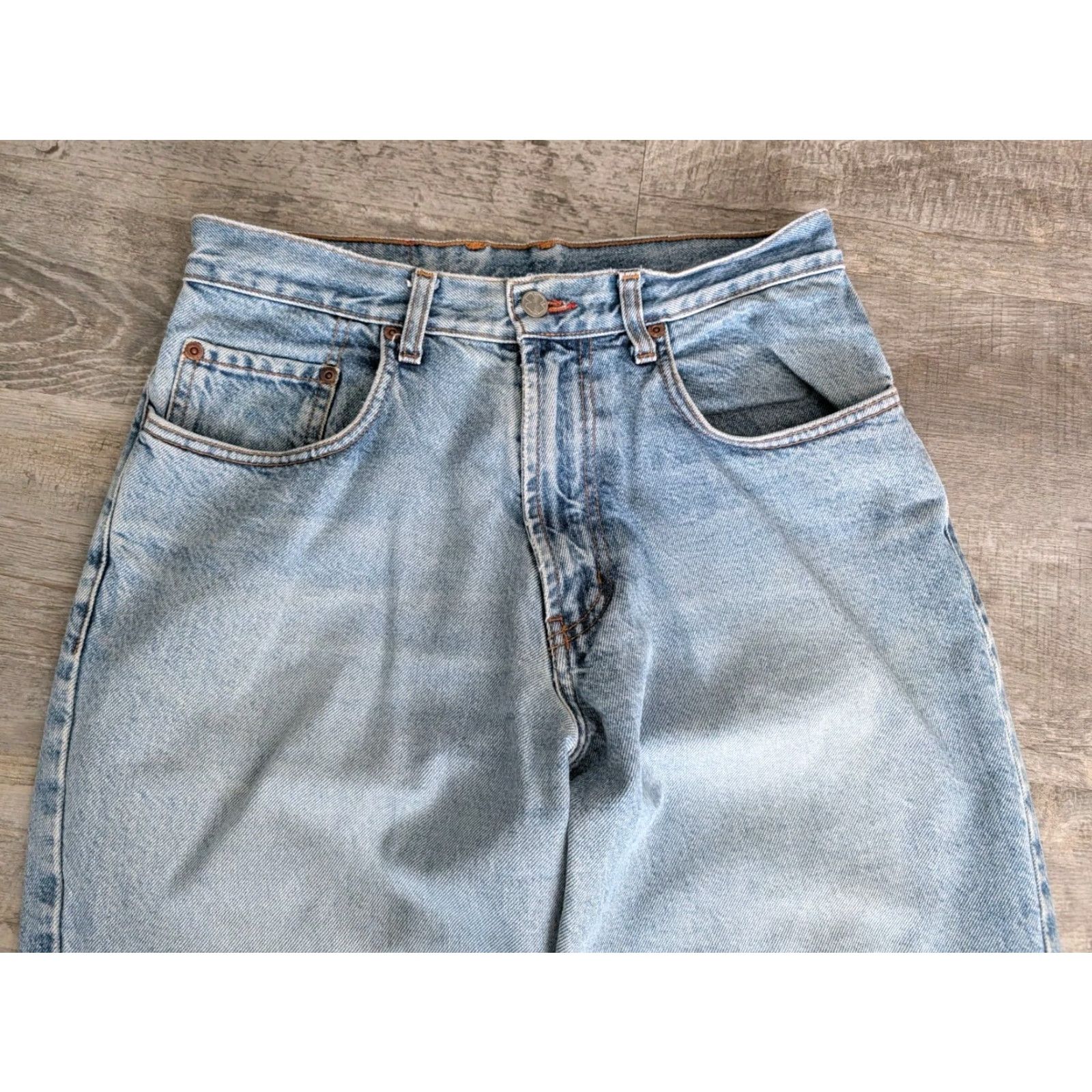 Lucky Brand VINTAGE Lucky Brand Dungarees Jeans Mens 31x34 USA Made 91 Light Wash Denim Relaxed Tapered 5-Pocket Size US 31 - 5 Thumbnail