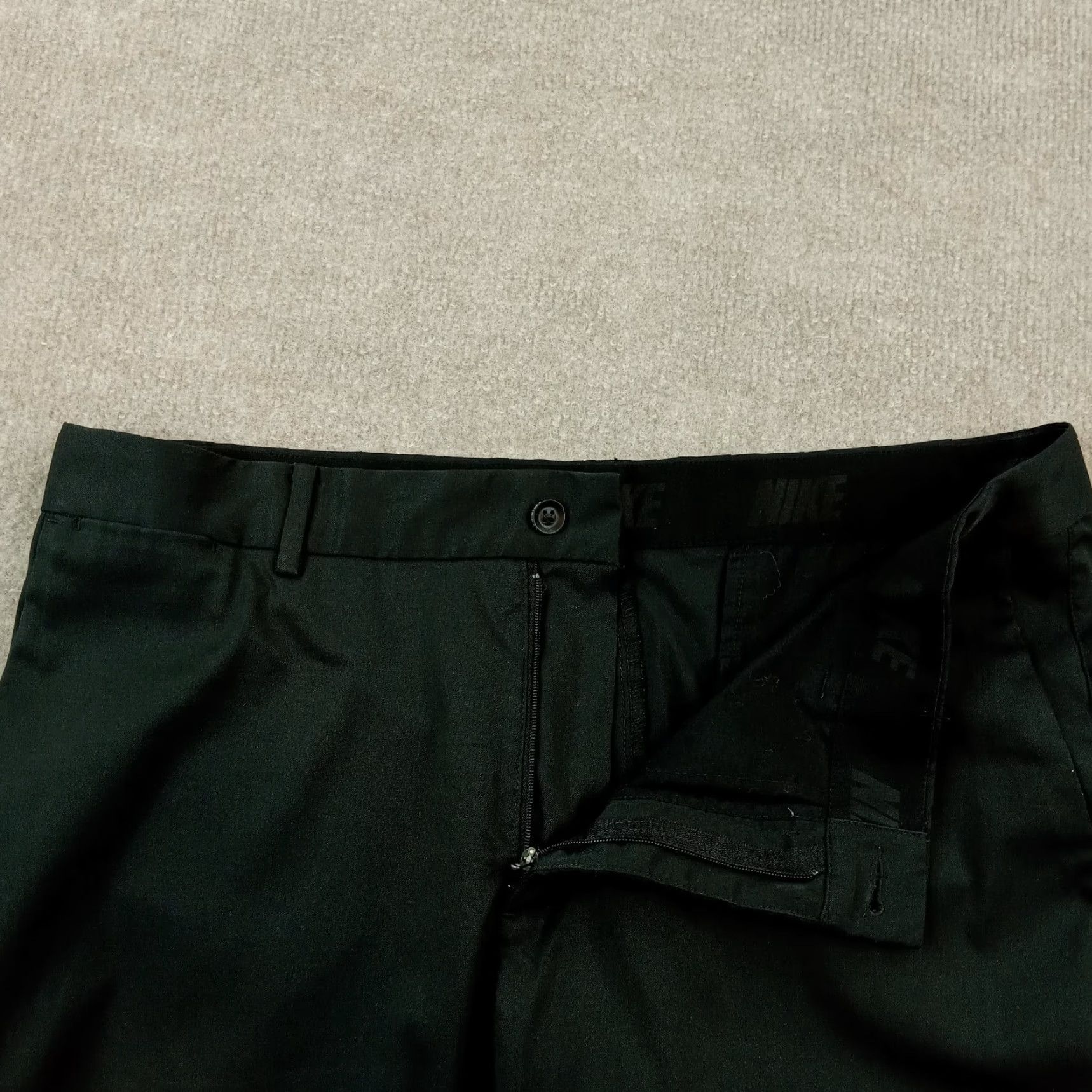Nike Nike Mens Golf Pants Extra Large 34x34 Black Straight Leg Standard Fit Dri Fit Stretch Size US 34 / EU 50 - 6 Thumbnail