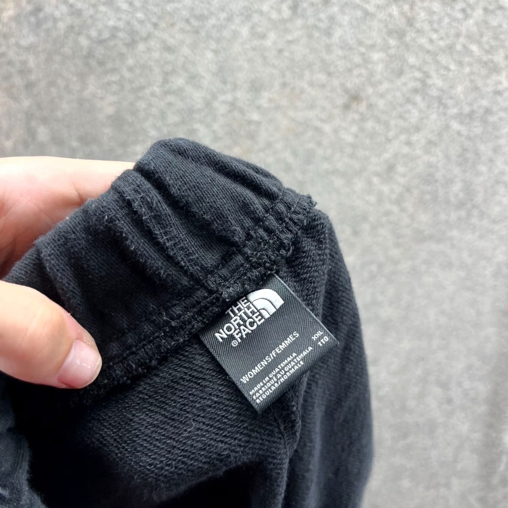The North Face The North Face Shorts Women Small Black Fleece Lounge Casual Athletic Pull-On Size 28" / US 6 / IT 42 - 7 Thumbnail