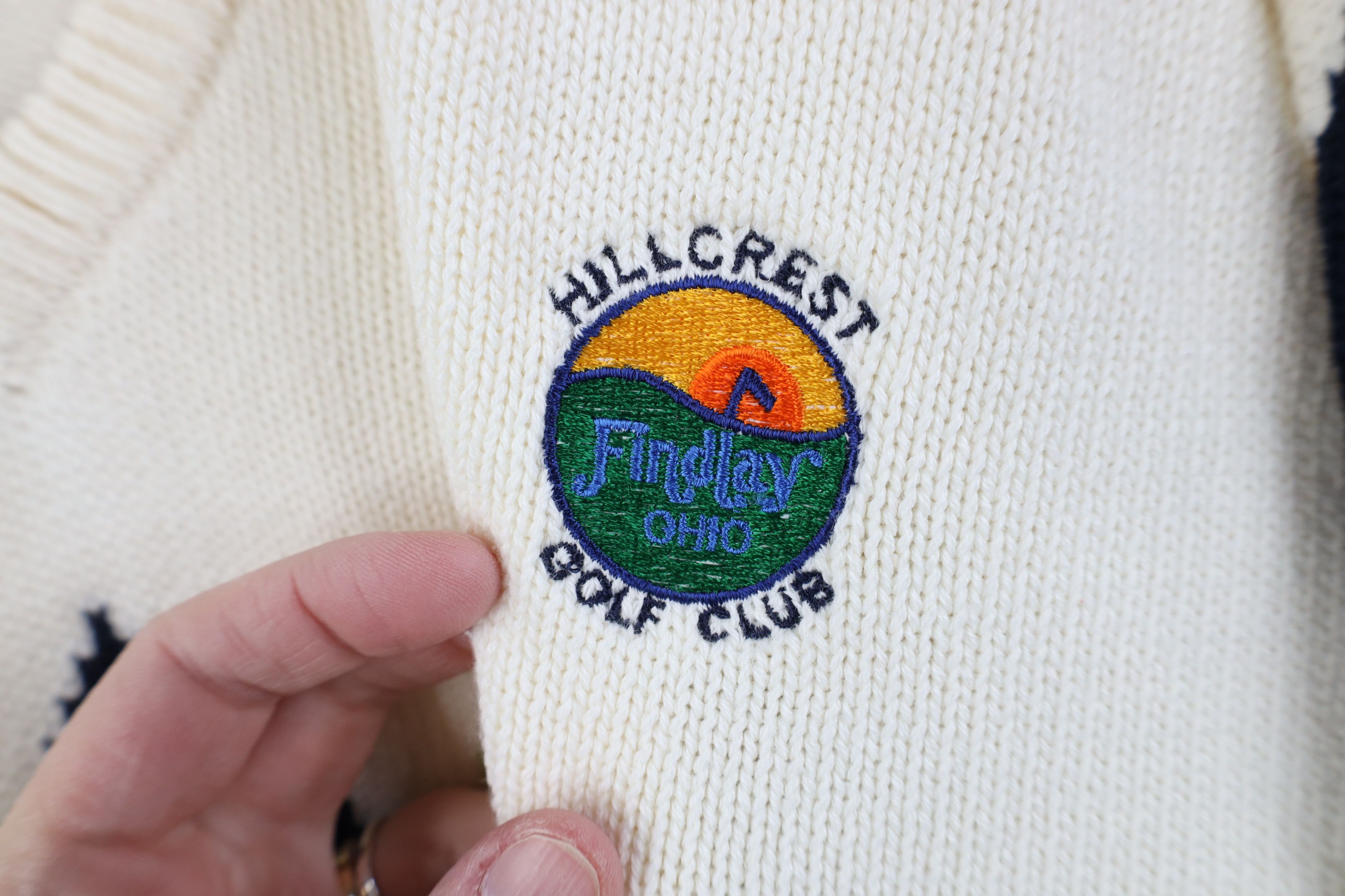 Vintage Vintage 90s Intarsia Argyle Hillcrest Golf Club Knit Sweater Size US L / EU 52-54 / 3 - 4 Thumbnail