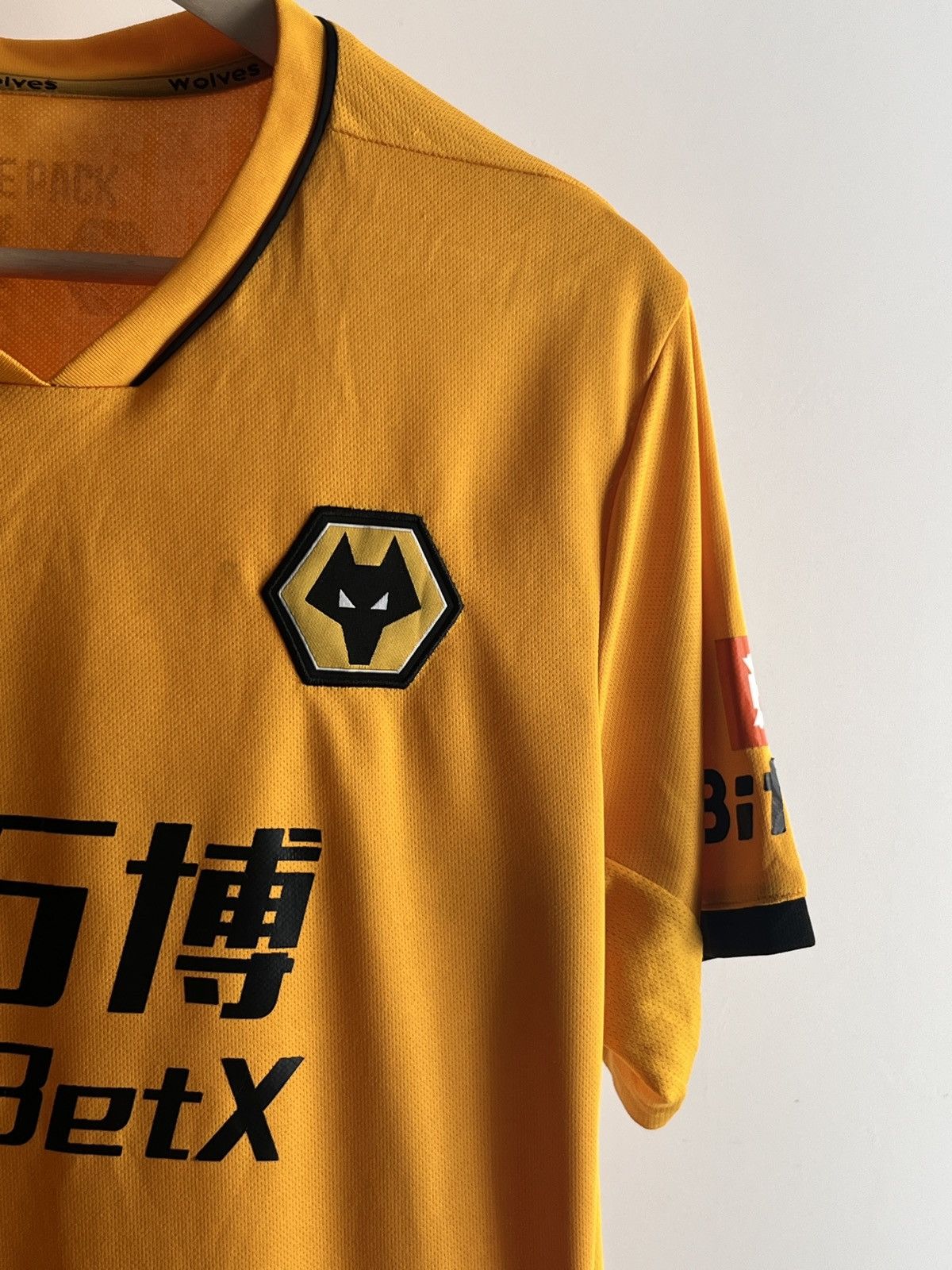 Castore Soccer Jersey Wolverhampton Wanderers 2021/2022 Wolves Home Size US L / EU 52-54 / 3 - 4 Thumbnail