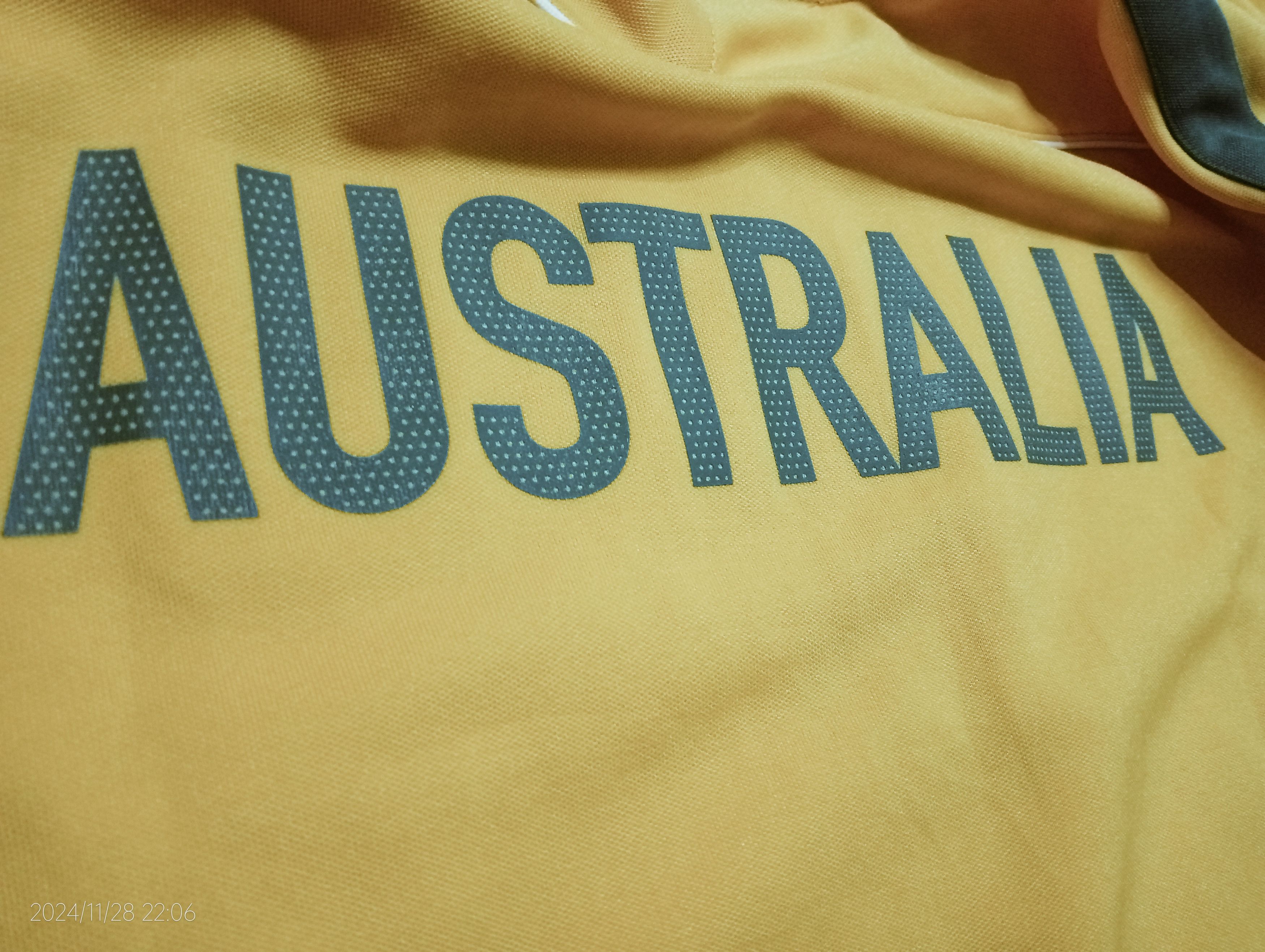 Nike Vintage Nike Australia Anthem Football Jacket Very Rare Size US XL / EU 56 / 4 - 6 Thumbnail