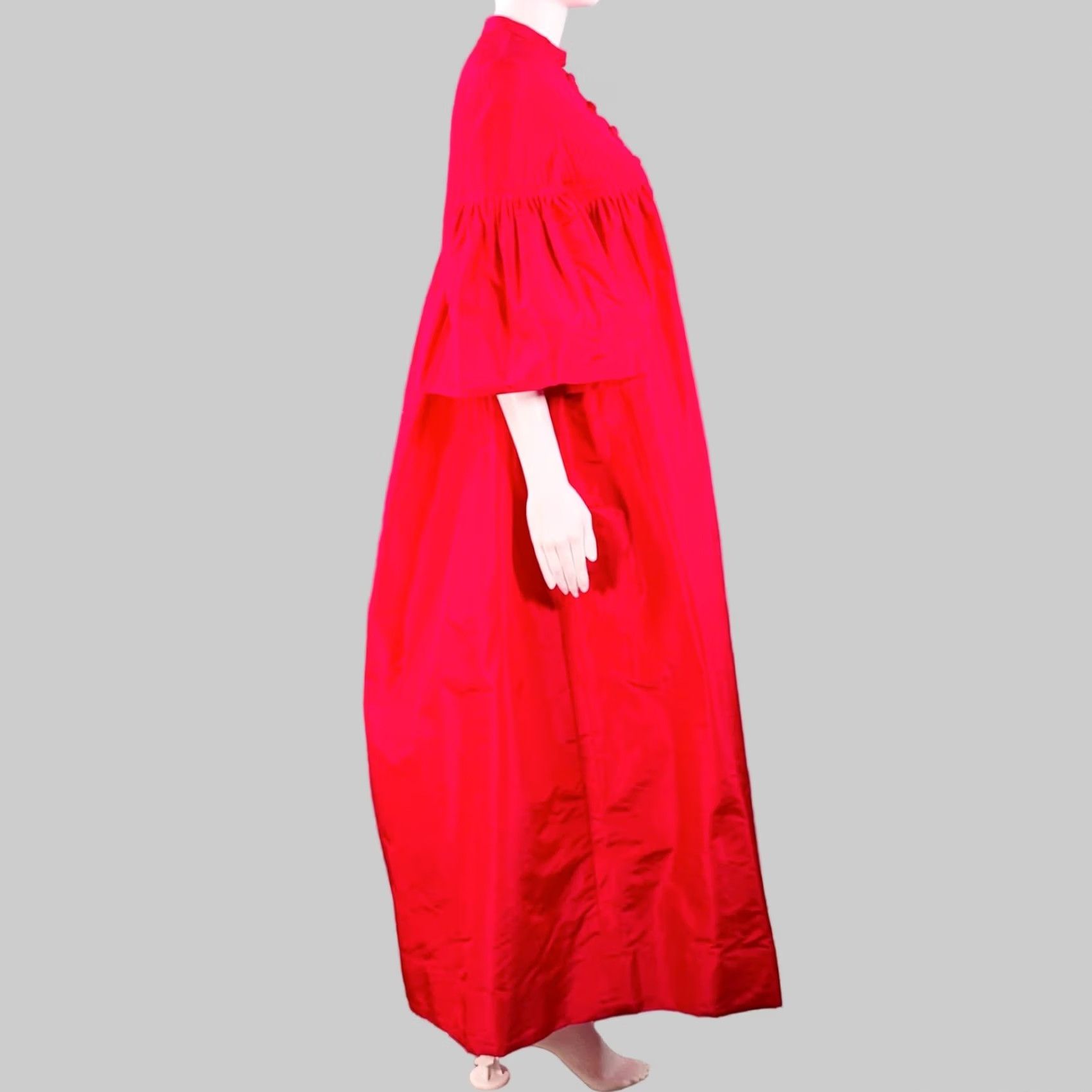 Bell VINTAGE Red Silk Taffeta Opera Coat Bell Sleeves Floor Length Women XS Size XS / US 0-2 / IT 36-38 - 2 Thumbnail
