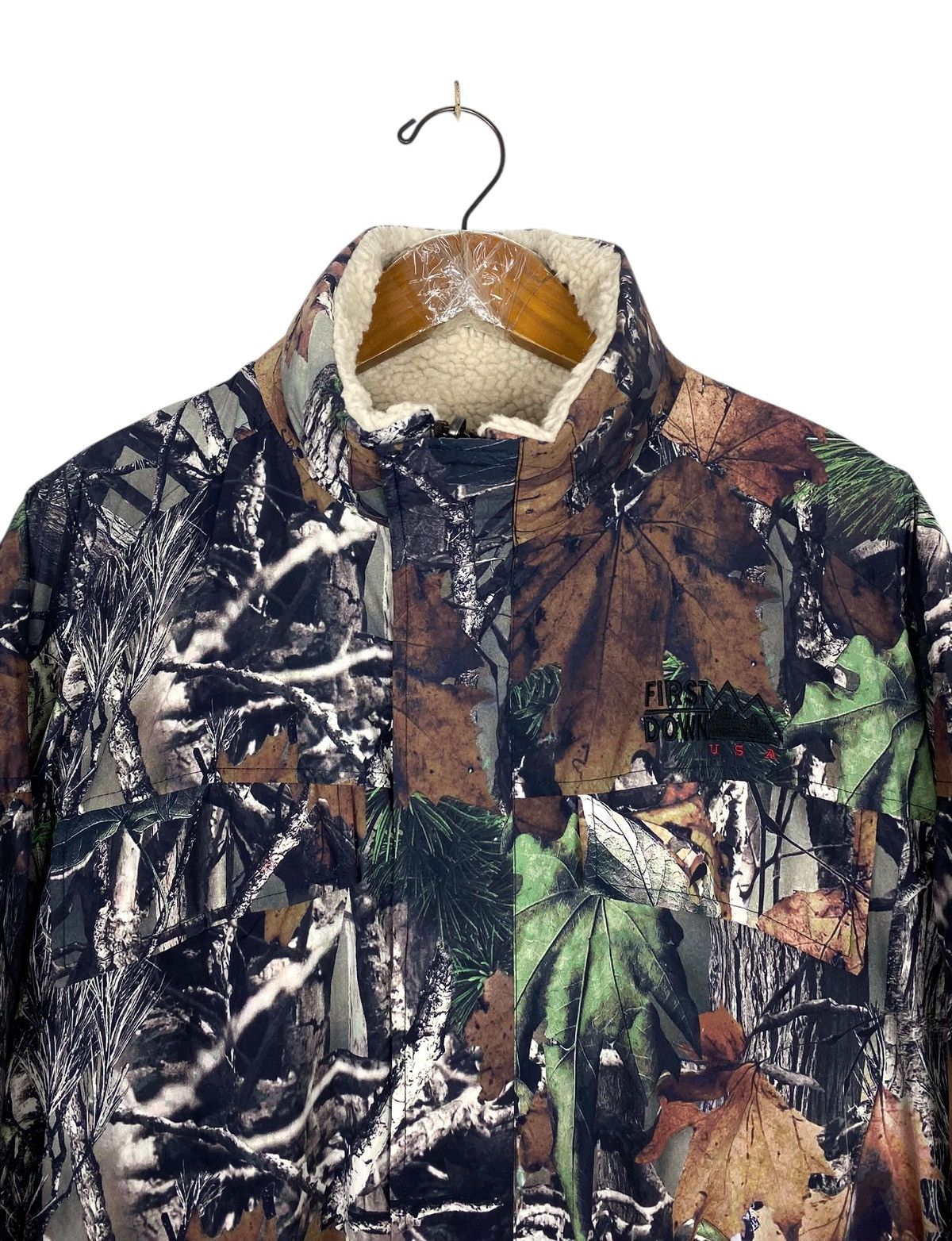 Japanese Brand First Down Reversible Real Tree Camo Deep Pile Boa Jacket Size US S / EU 44-46 / 1 - 5 Thumbnail