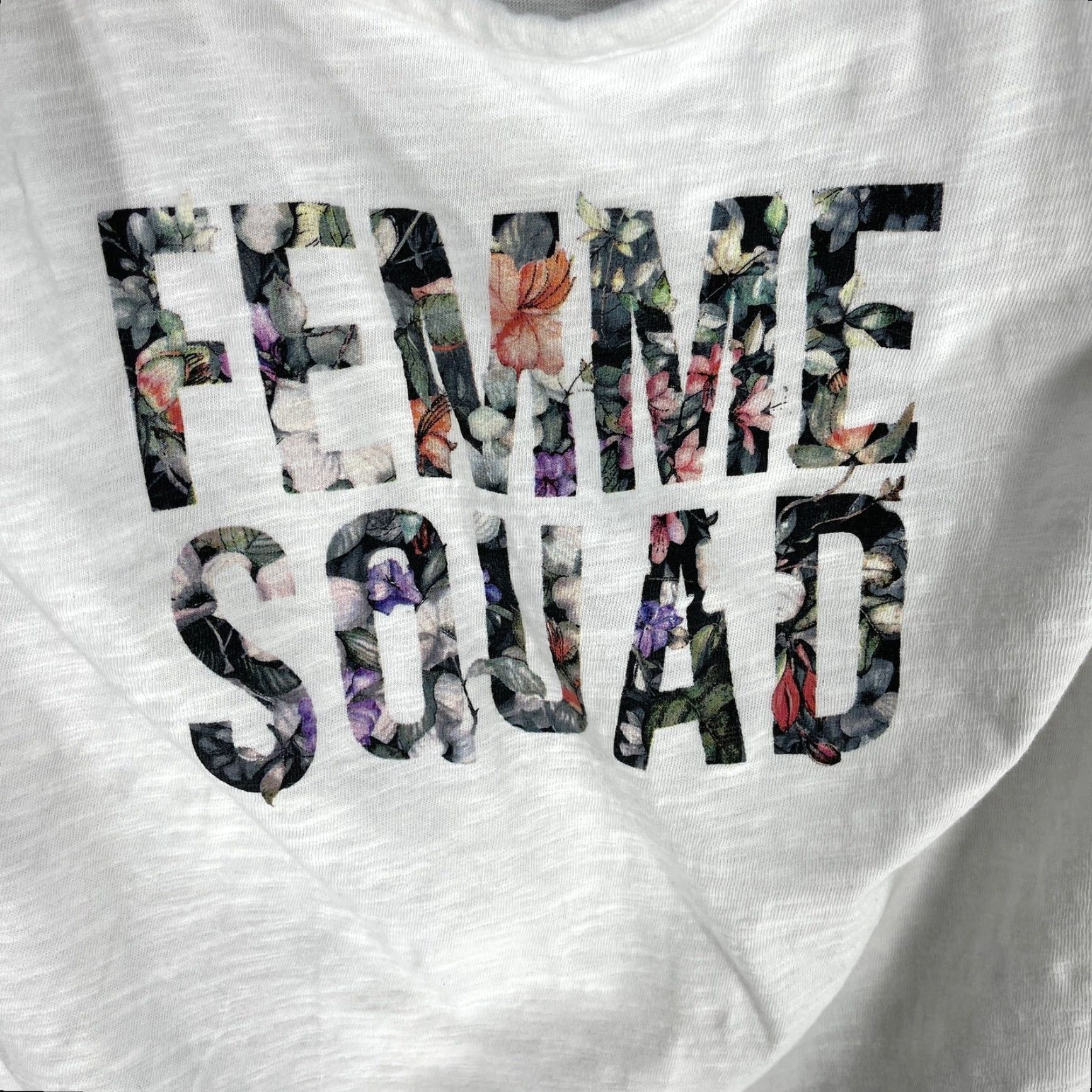 Vintage Lane Bryant Top Plus 22/24 White Graphic Tee Femme Squad 100% Cotton Shirt Womens Vintage No Size 3XL / US 20-22 - 4 Thumbnail