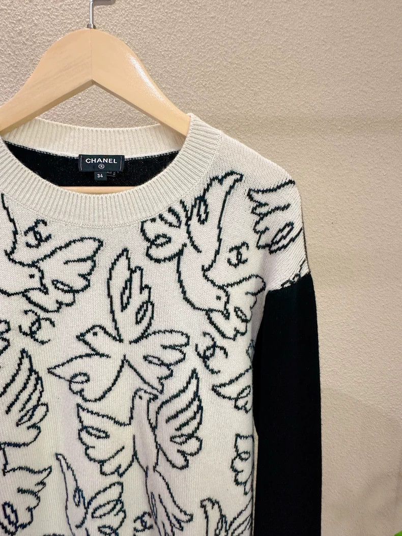Chanel Chanel 22C black and white peace dove cashmere sweater Size XXS / US 00 / IT 34 - 4 Thumbnail