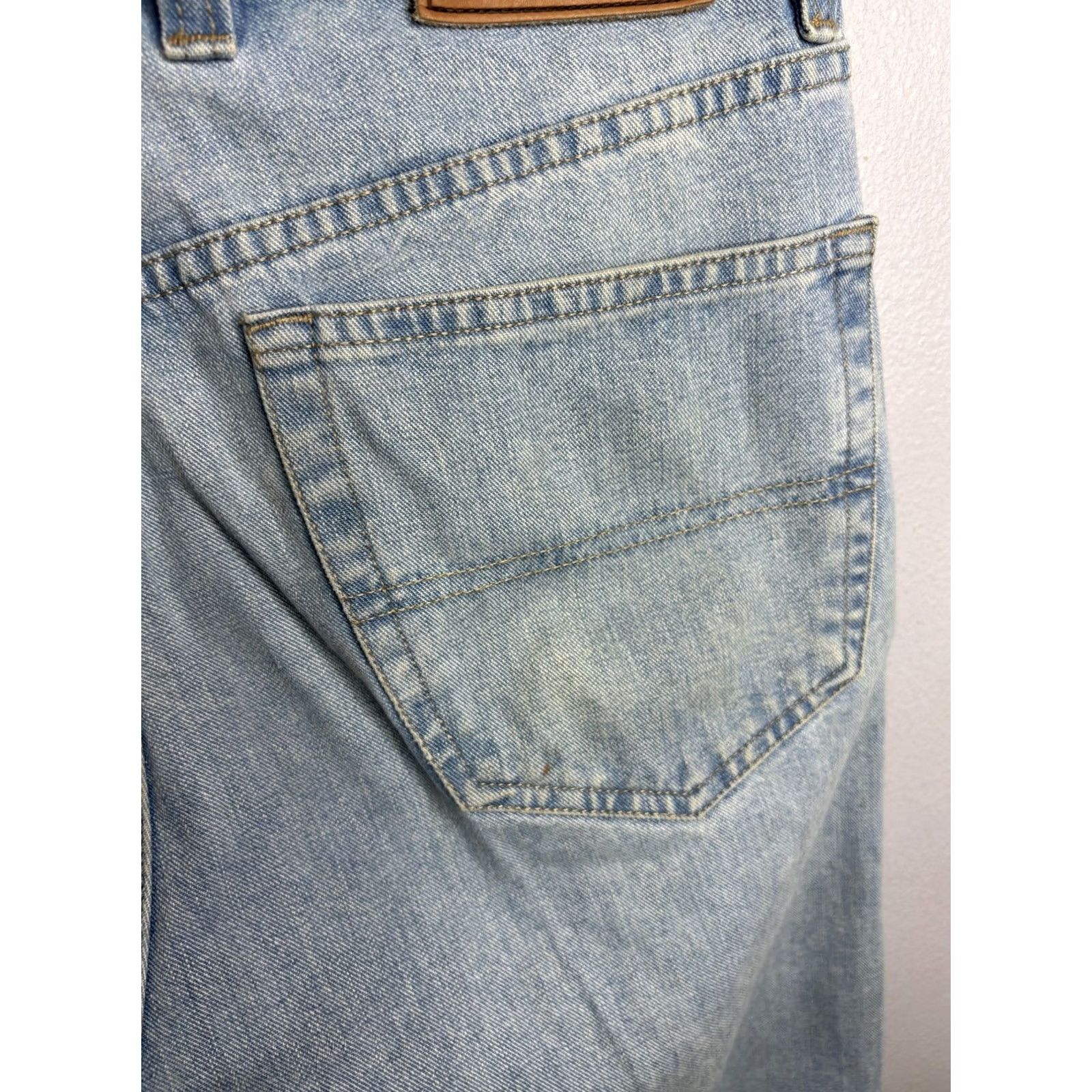 Ermenegildo Zegna Ermenegildo Zegna Jeans Mens 35 Light Wash Denim Designer Casual Made in Italy Size US 35 - 3 Thumbnail