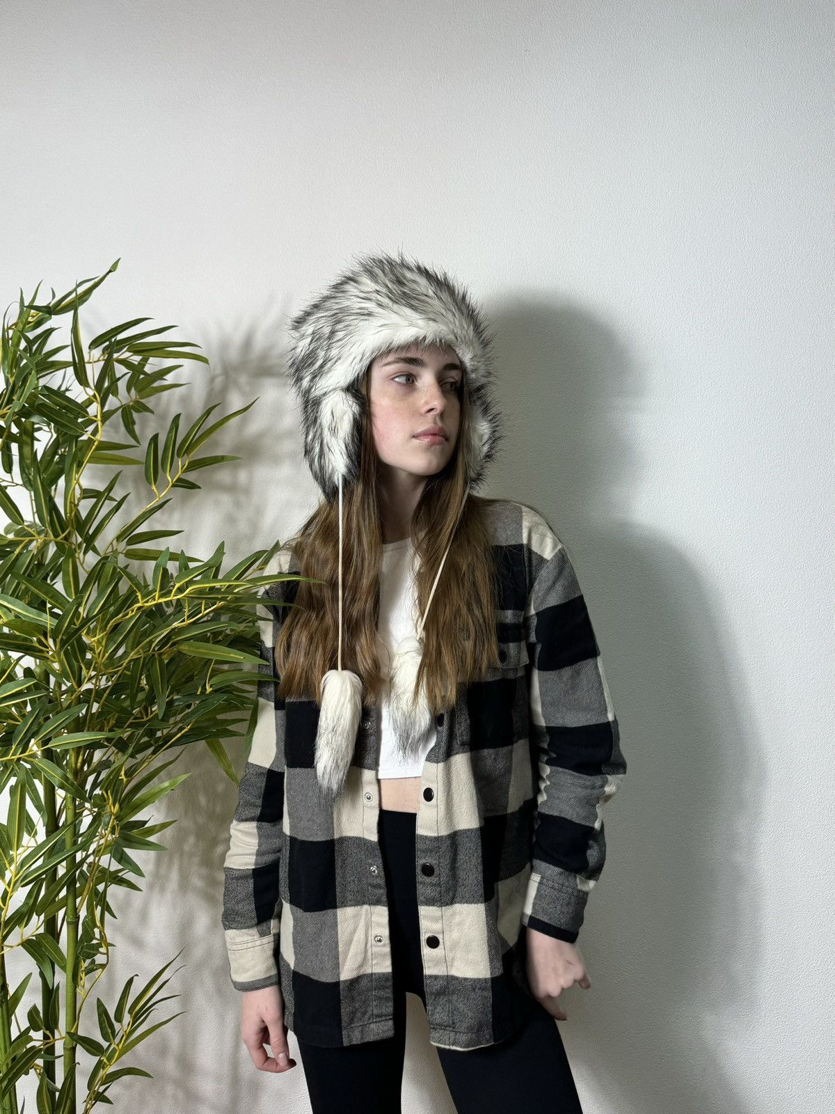 Vintage CUTE Y2K FLUFFY FUR MOHAIR USHANKA VOLUME AVIATOR HAT Size ONE SIZE - 2 Thumbnail
