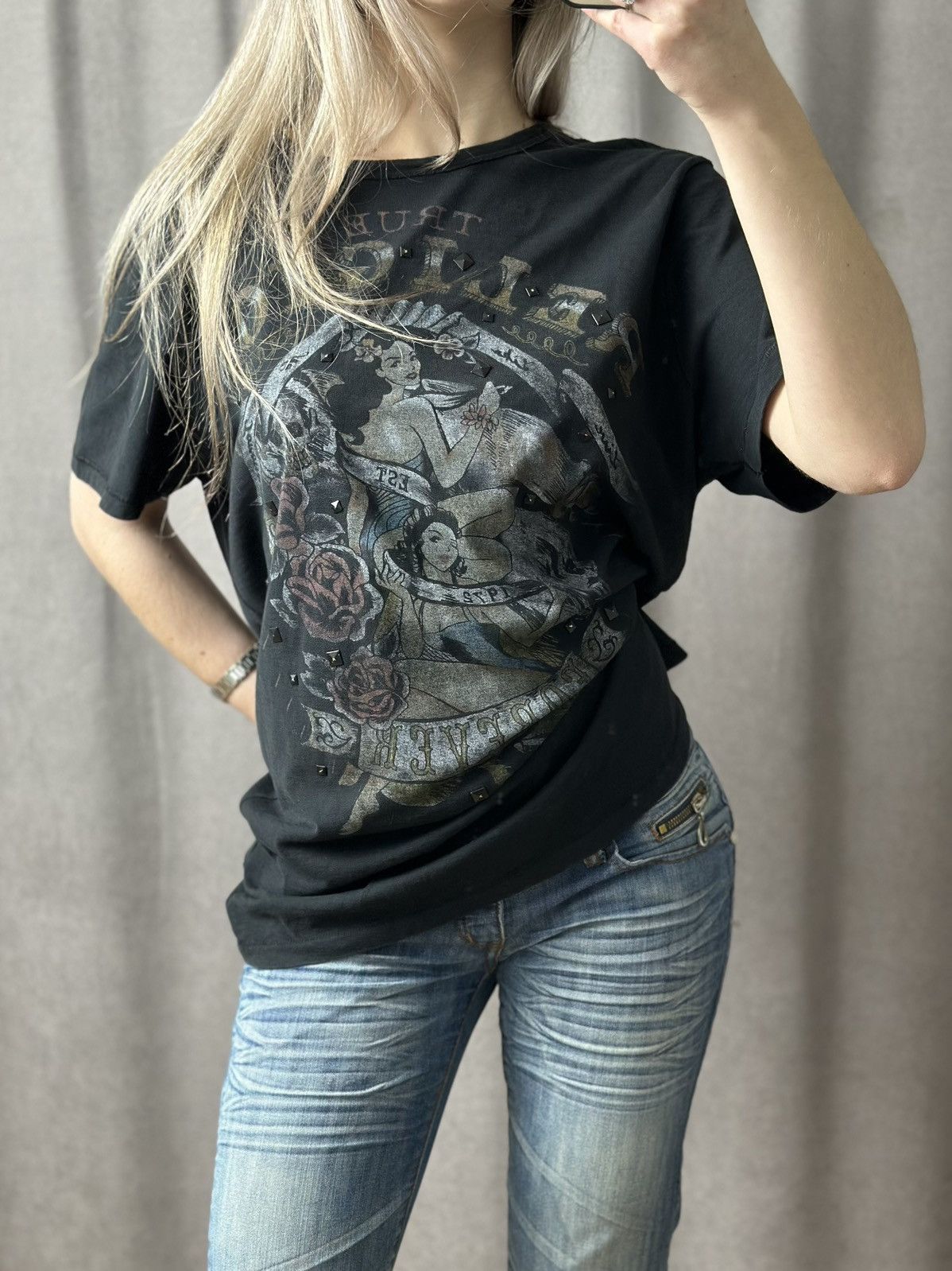 True Religion Vintage True Religion T-shirt Y2k Made USA Evisu japanese Size XL / US 12-14 / IT 48-50 - 1 Thumbnail