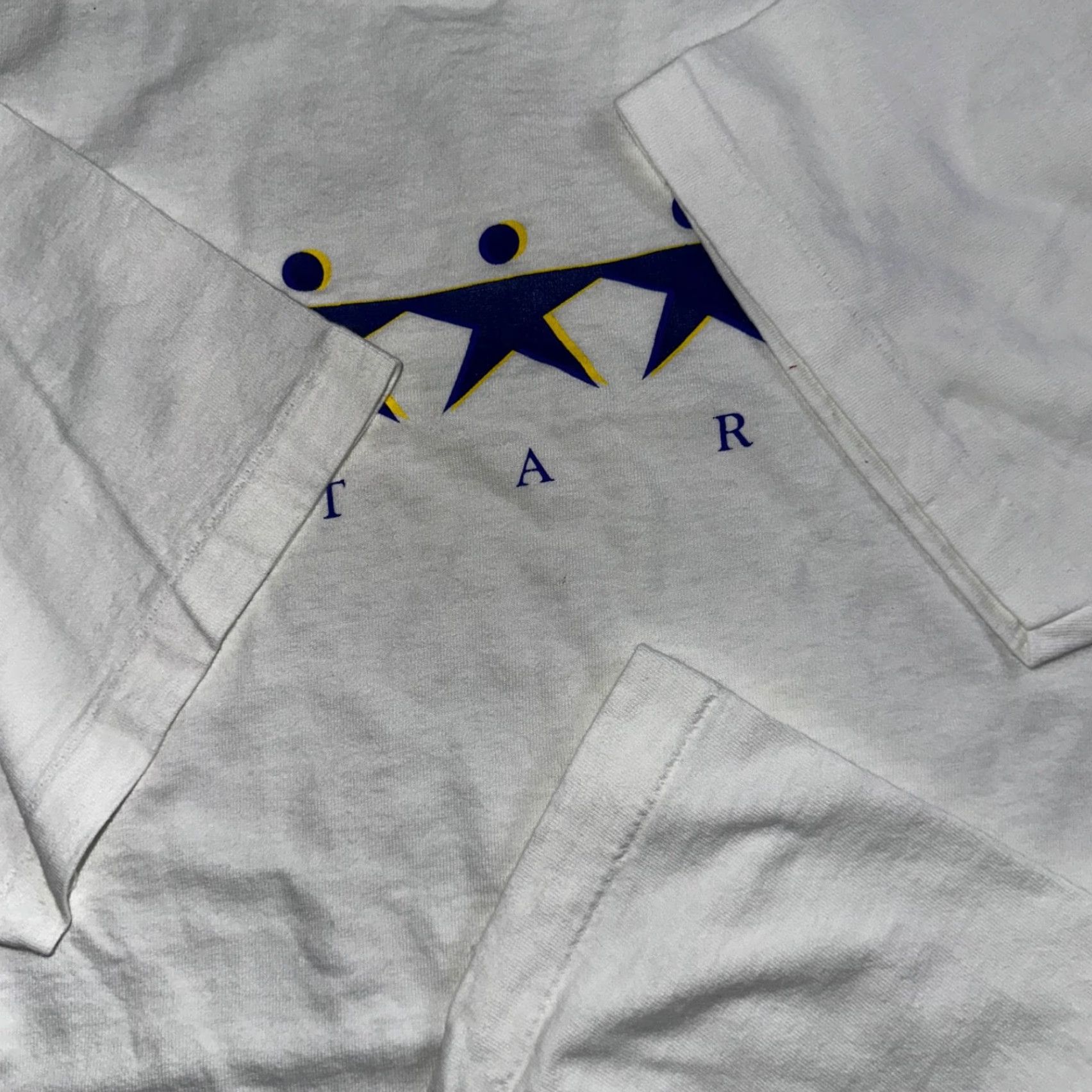 Vintage VINTAGE Oneita STARS T-Shirt Men's White Crew Neck Short Sleeve L Graphic Print 70s 80s 90s Vintage Theme Shirts Size US L / EU 52-54 / 3 - 6 Thumbnail