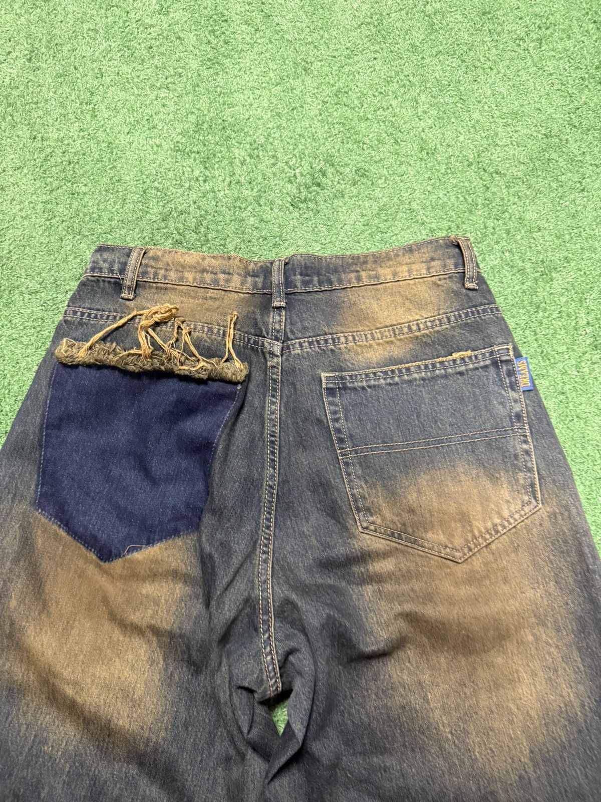 Vale Vale thrashed denim sized 30 Size US 30 / EU 46 - 7 Thumbnail