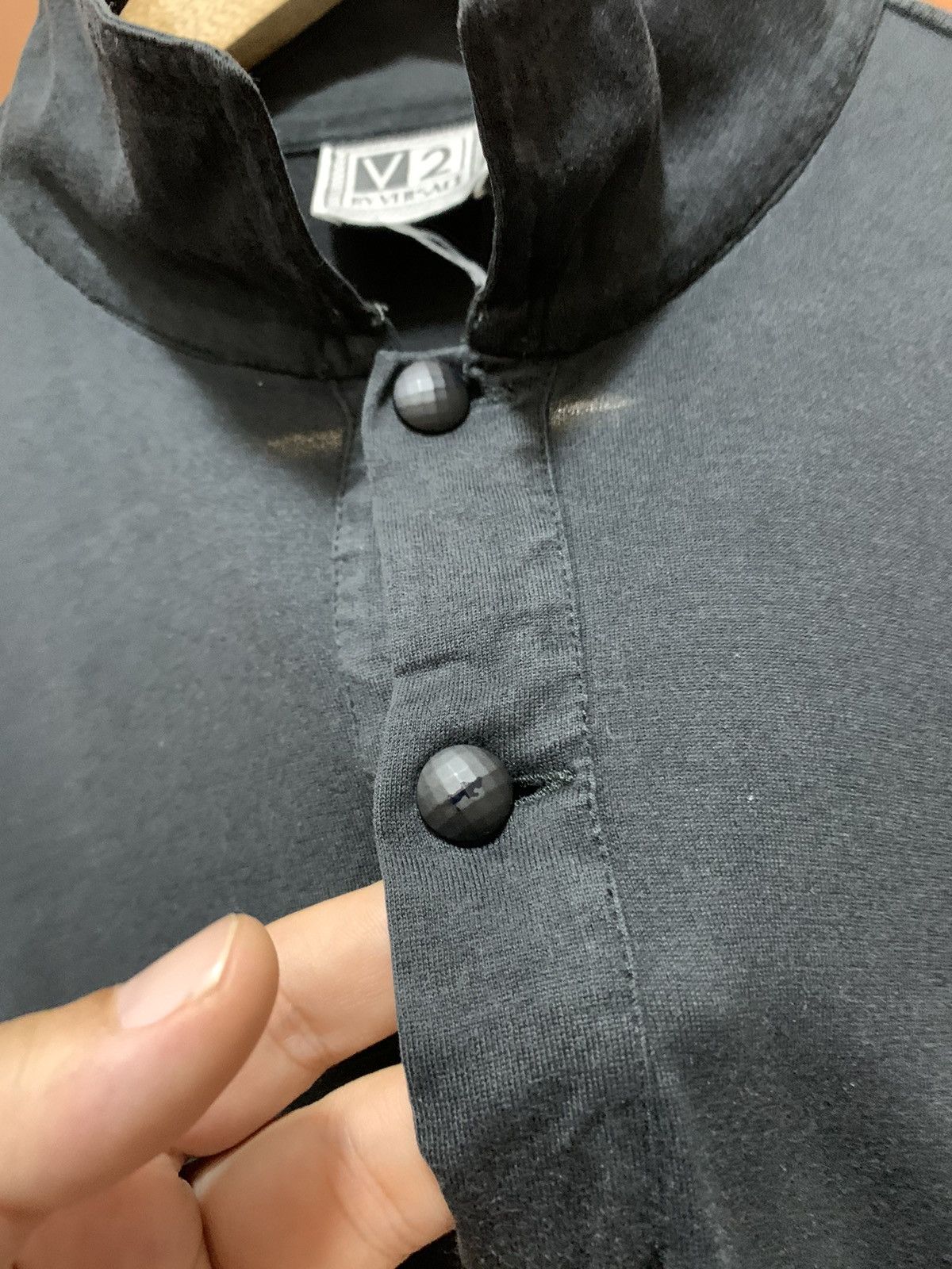 Versace Vintage V2 By Versace Button Up Tee Sun Faded Size US S / EU 44-46 / 1 - 4 Thumbnail