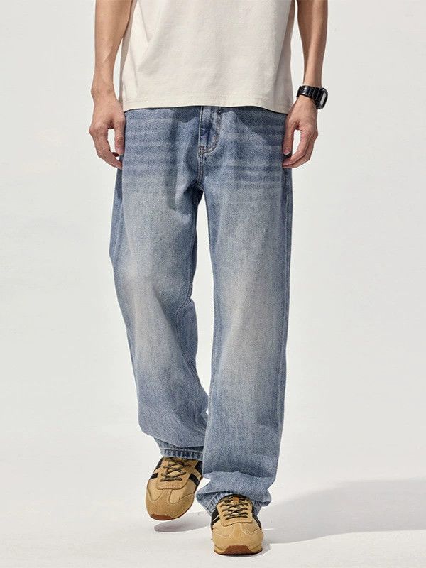 Jean Men's retro loose straight light blue distressed jeans Size US 32 / EU 48 - 2 Thumbnail