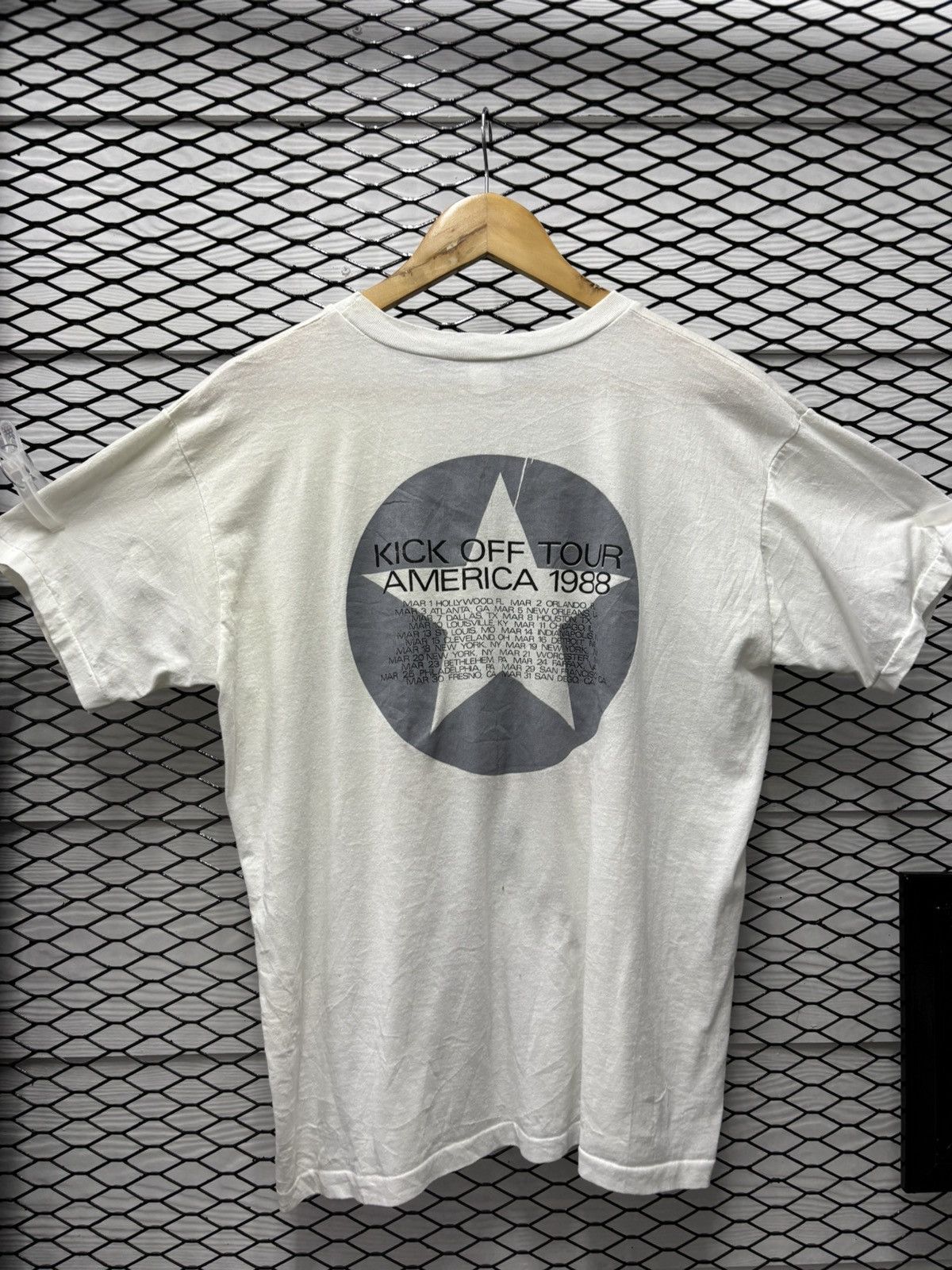 Band Tees × Vintage Vintage INXS kick off tour 1988 Size US XL / EU 56 / 4 - 2 Thumbnail