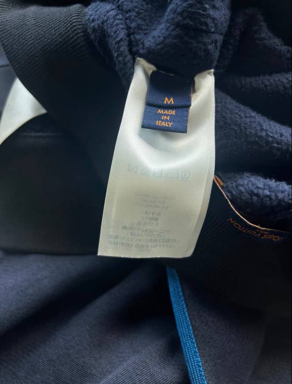 Louis Vuitton Selling an LV tracksuit. It's in practically new condition Size 48L - 2 Thumbnail