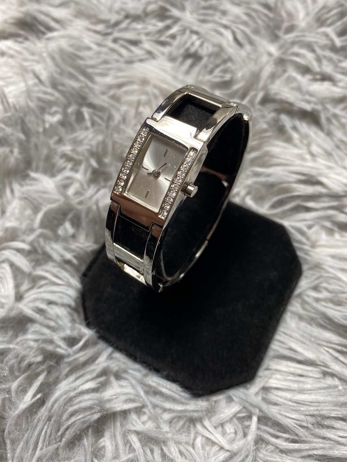 Vintage Elegant Silver Bracelet Watch - Japanese Brand Size ONE SIZE - 6 Thumbnail