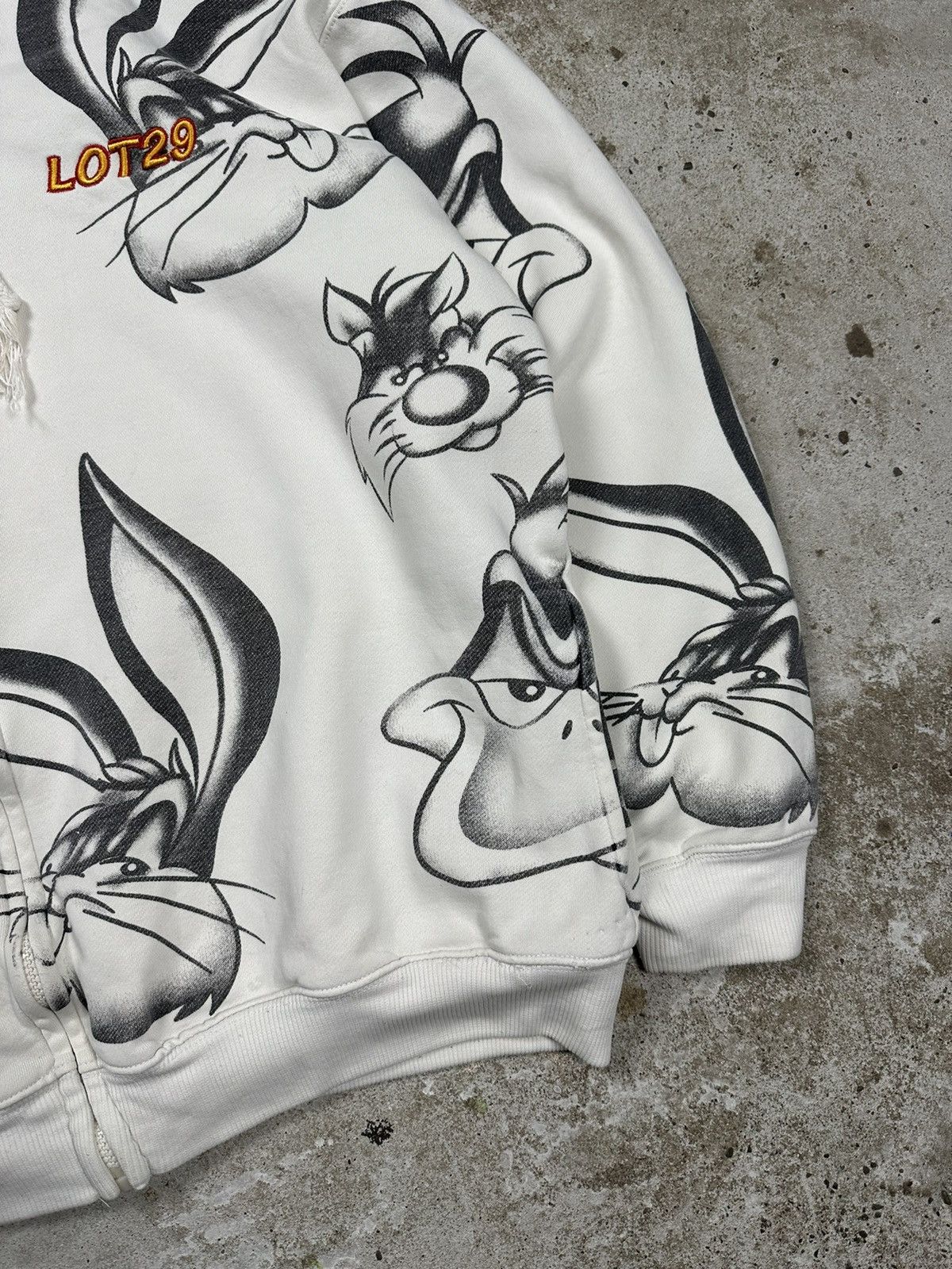 Vintage × Warner Bros Vintage y2k Lot 29 Looney Tunes All Over Print Boxy Hoodie Size US XXL / EU 58 / 5 - 4 Thumbnail