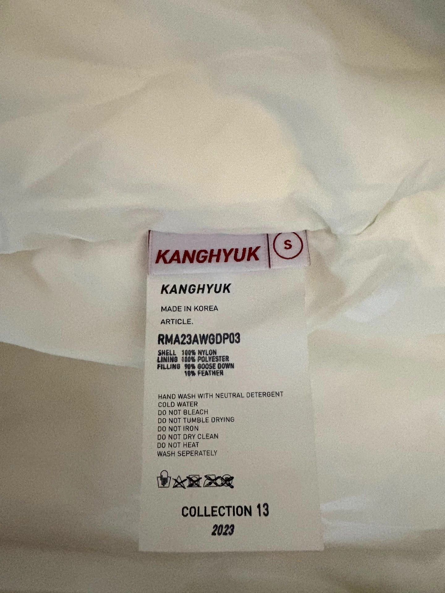 KANGHYUK Kanghyuk Men's White Relaxed Parka S Airbag Nylon Down Coat Size US S / EU 44-46 / 1 - 8 Thumbnail