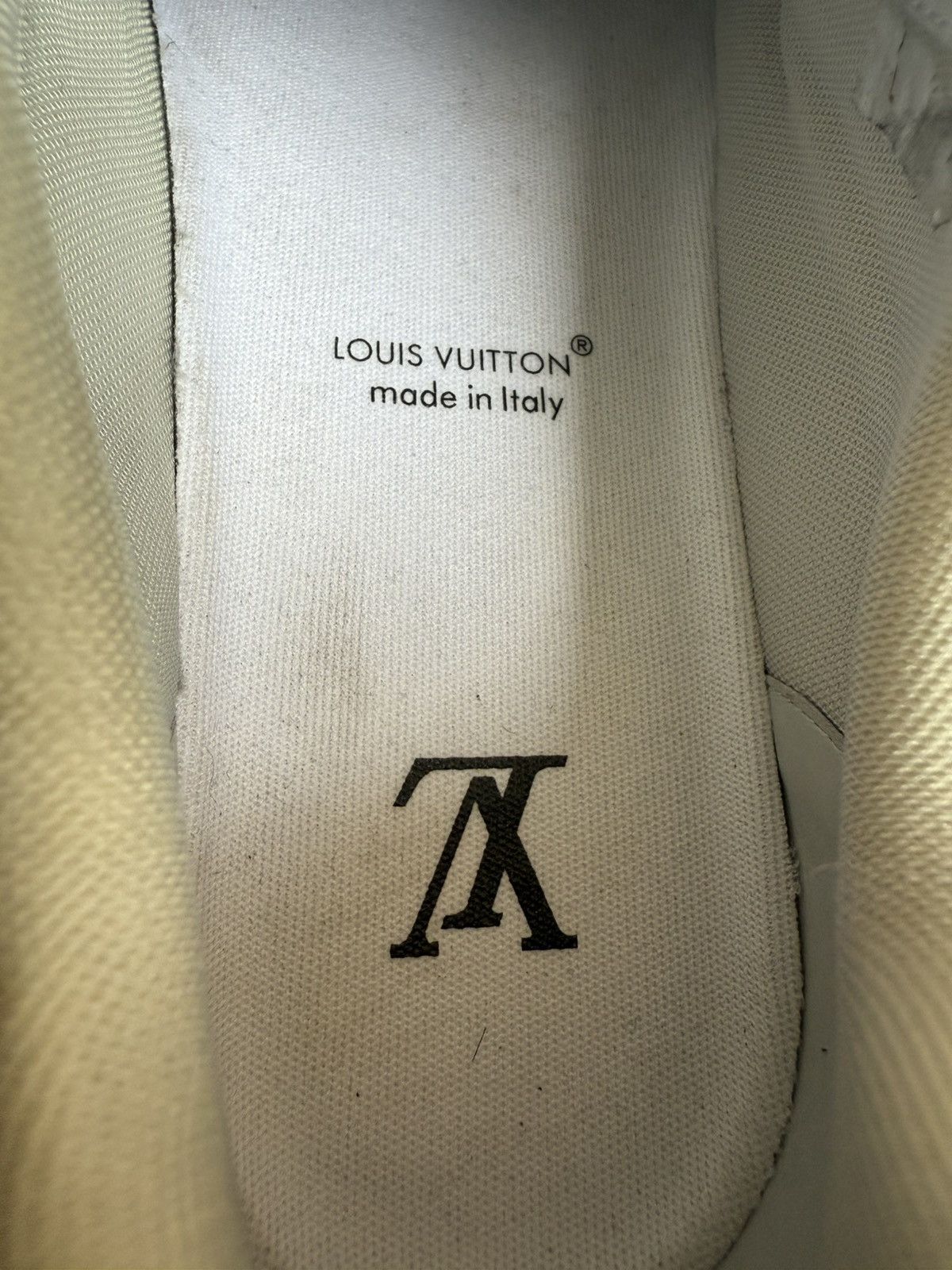 Louis Vuitton White/gray trainers Size US 7 / EU 40 - 11 Thumbnail