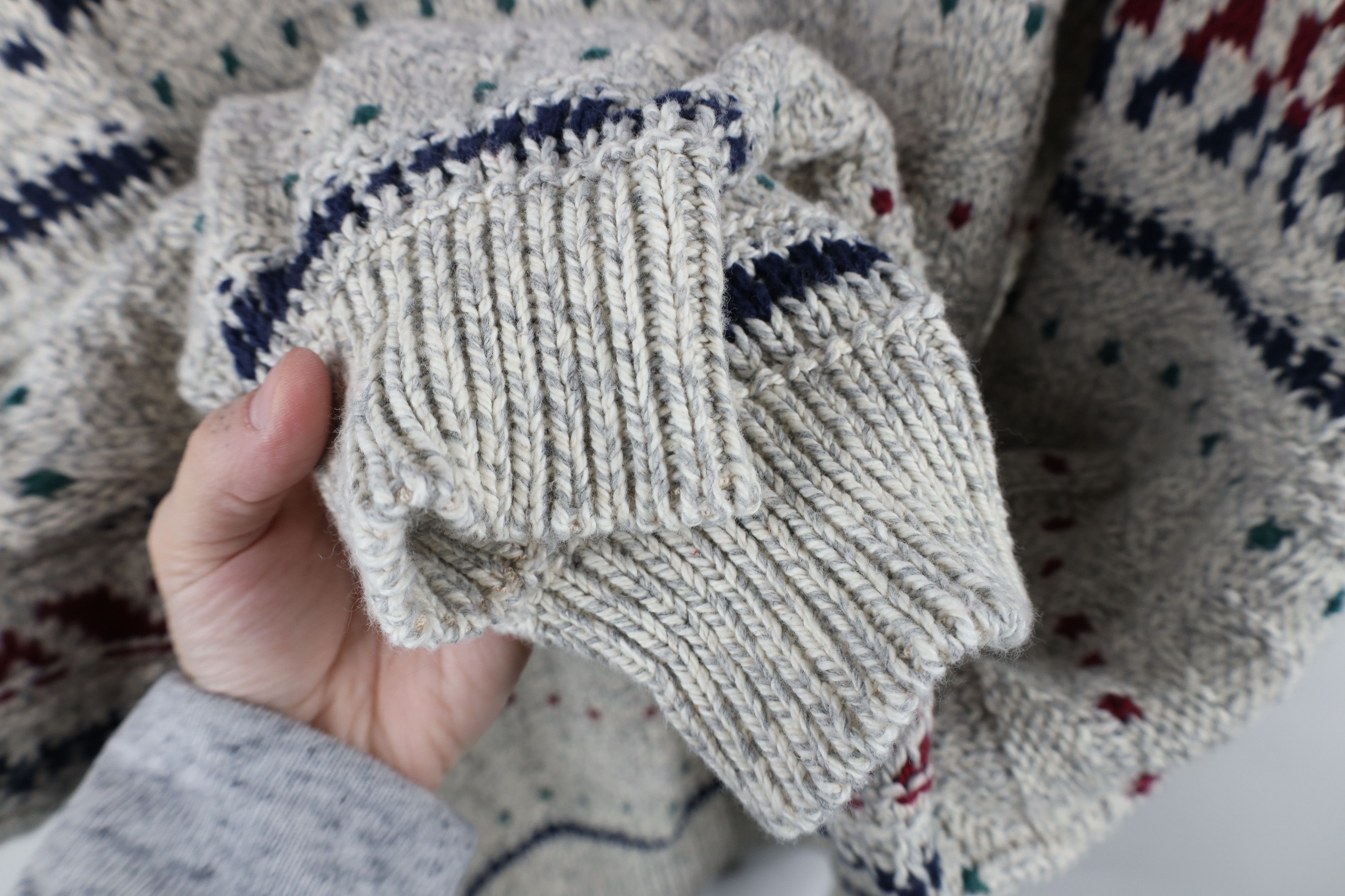 Vintage Vintage 90s Streetwear Southwestern Fair Isle Sweater Size US XL / EU 56 / 4 - 9 Thumbnail