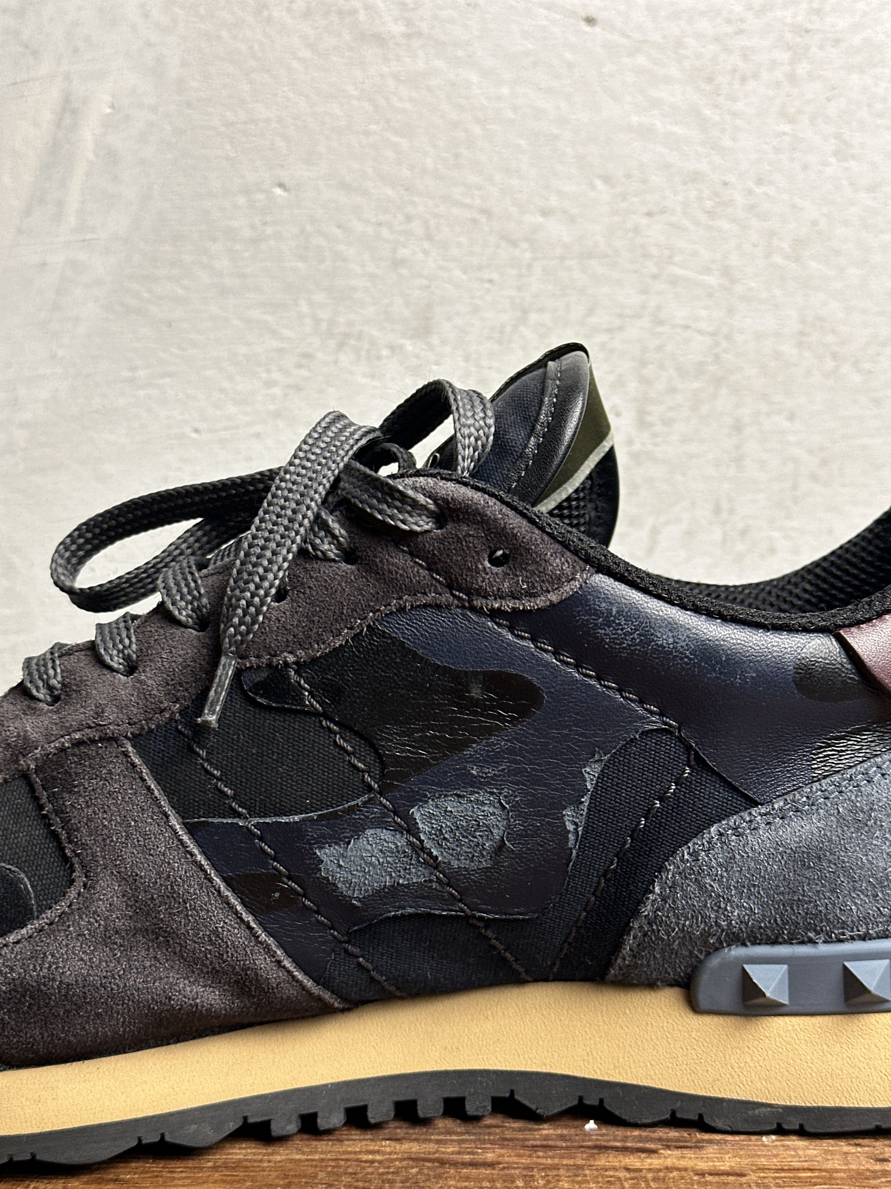 Valentino Valentino Garavani Blue Camouflage Rockrunner Sneakers Size US 11 / EU 44 - 4 Thumbnail