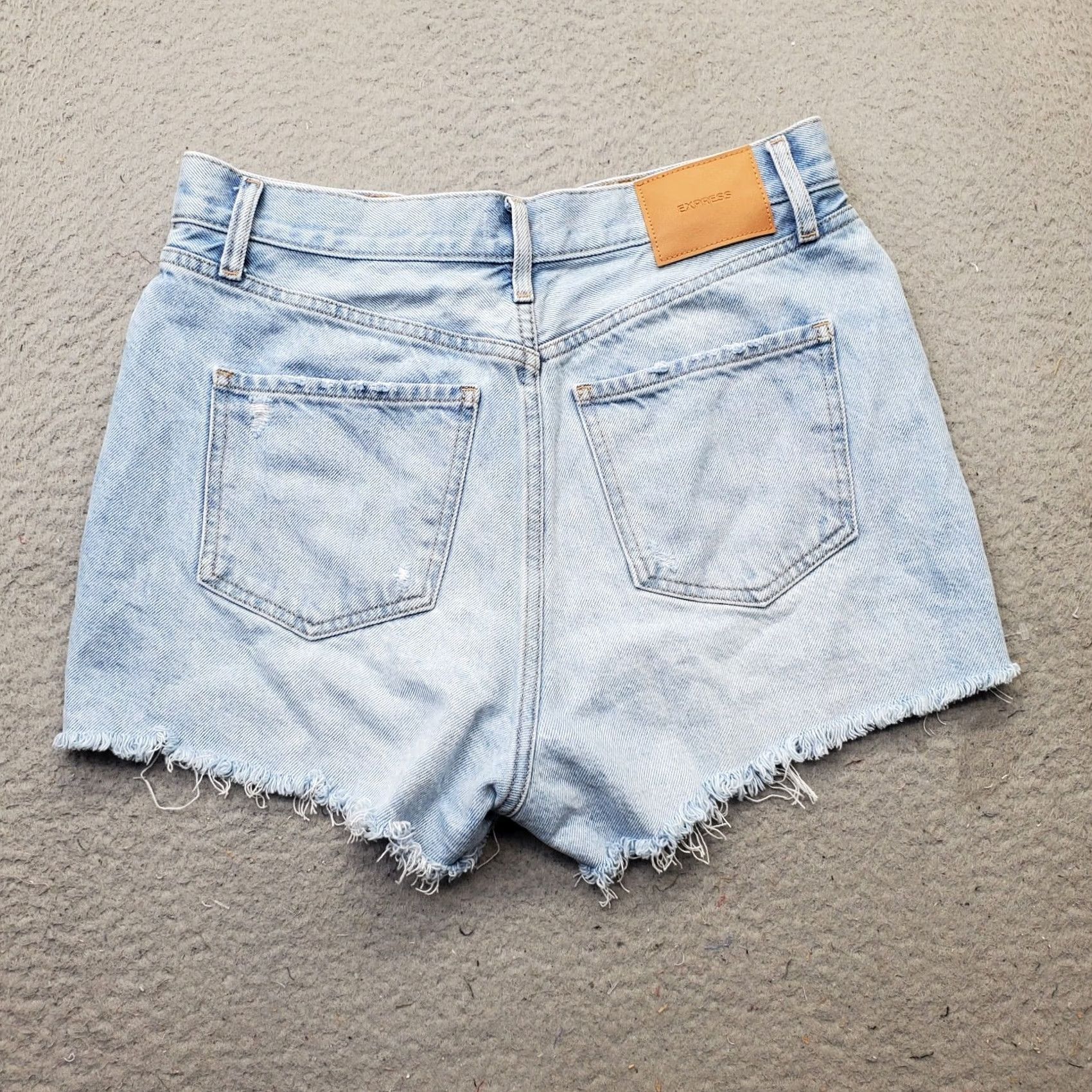 Express Express Womens Jeans Shorts 6 Blue Denim High Rise Button Fly 2" Inseam Shirt? Size 28" / US 6 / IT 42 - 2 Thumbnail