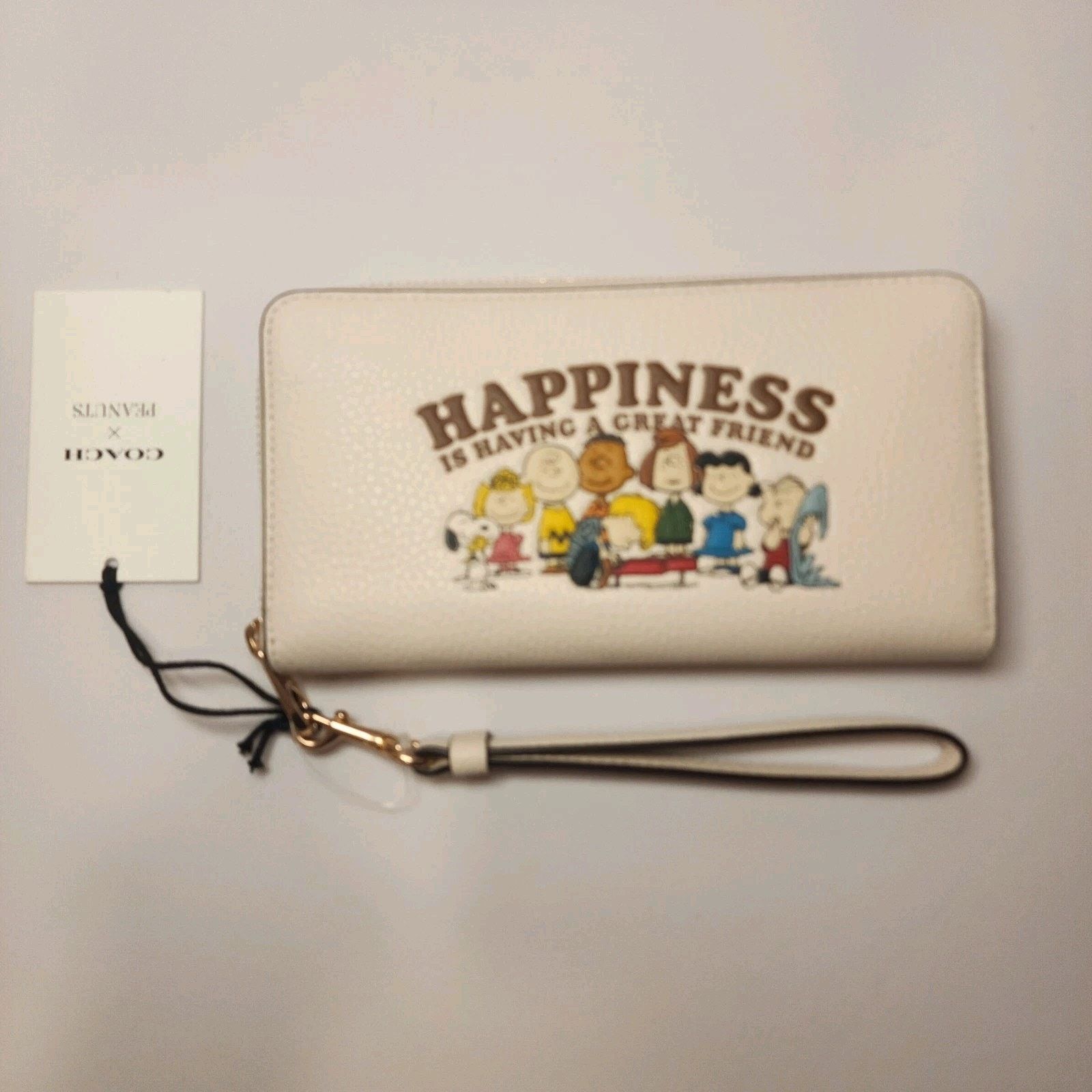 Coach CBN35 COACH x PEANUTS Long Zip Around Wallet Snoopy Friends Size ONE SIZE - 1 Thumbnail