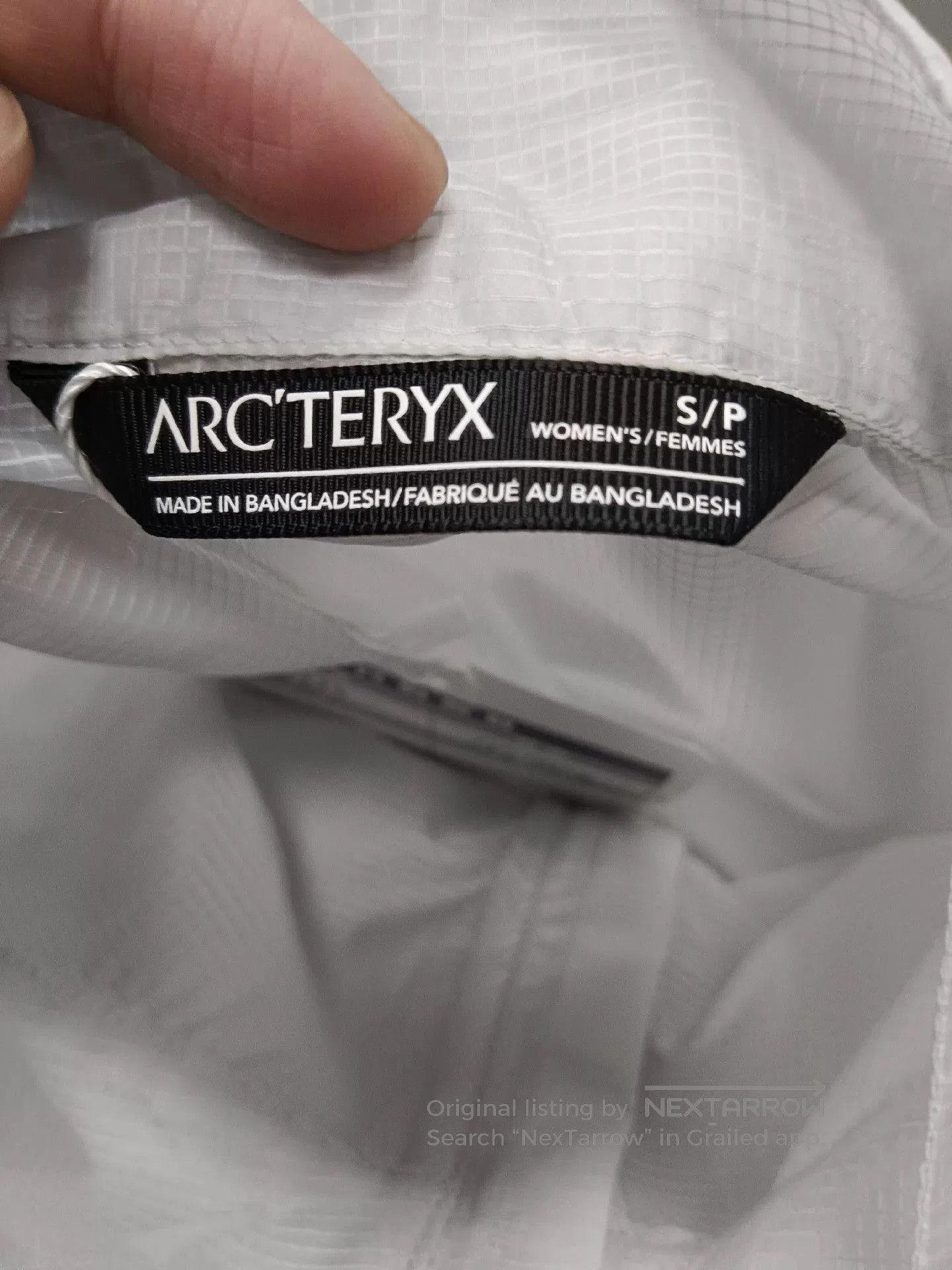 Arc'teryx lightweight breathable white windbreaker jacket. Size S / US 4 / IT 40 - 5 Thumbnail