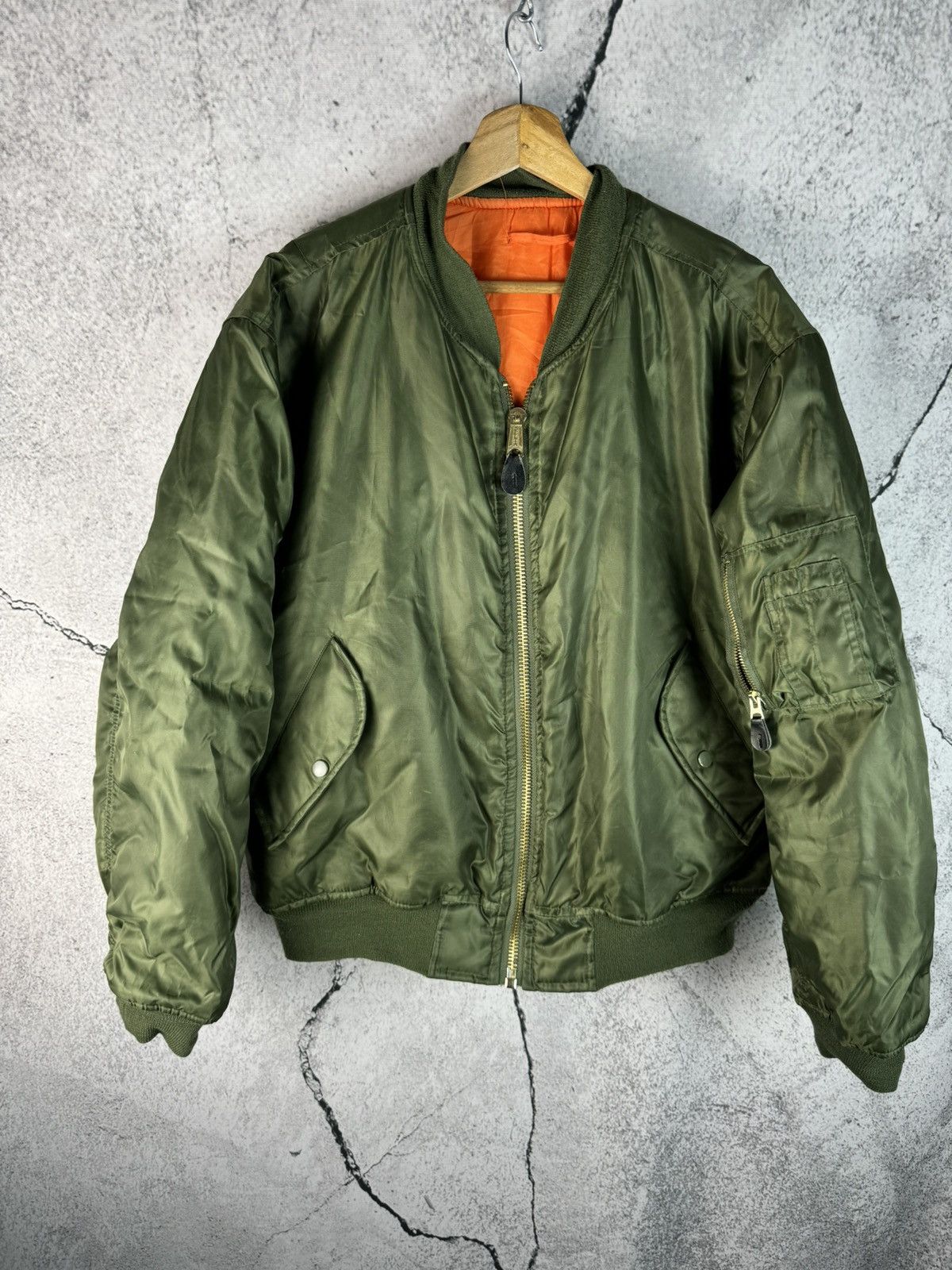 ALPHA INDUSTRIES FLYERS MA-1 Lサイズ　カーキ Alpha Industries × Bomber Jacket × Streetwear Vintage MA-1
