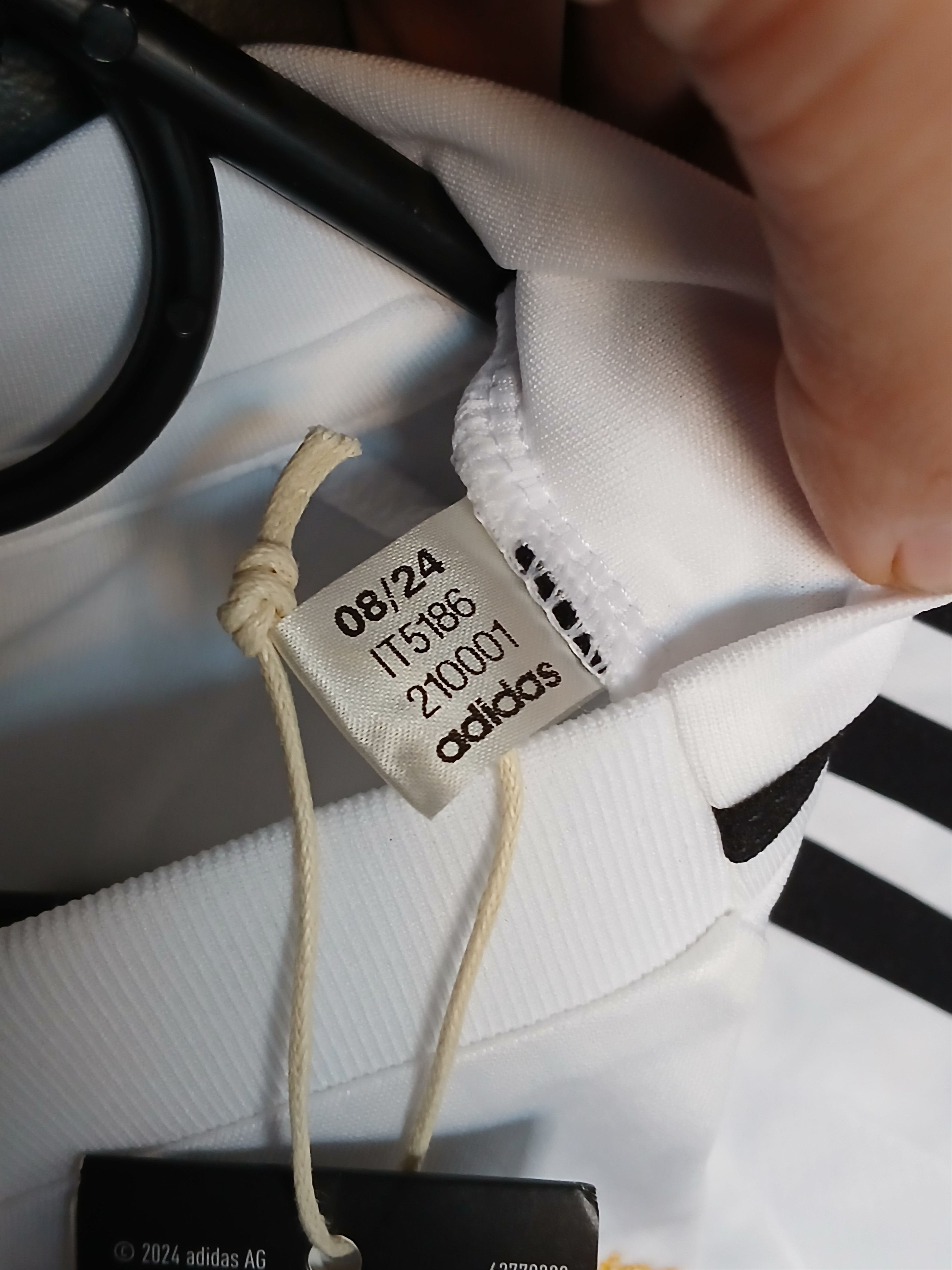 Adidas KIDS New Real Madrid 24/25 Home Football Jersey T-Shirt Size US XS / EU 42 / 0 - 7 Thumbnail