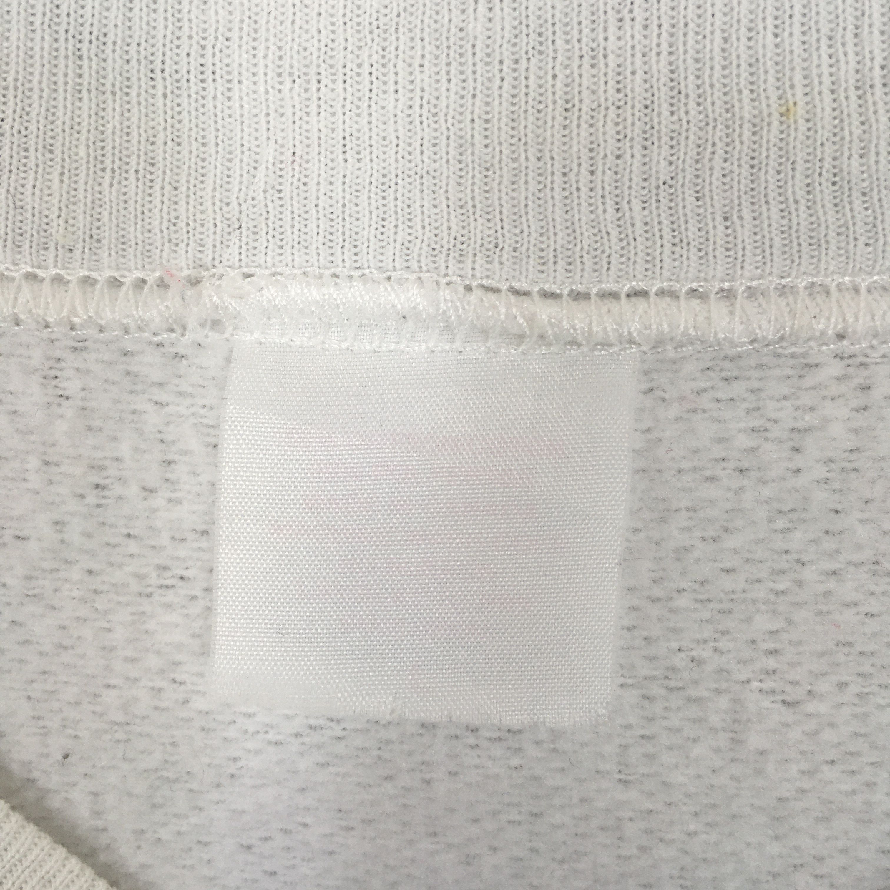 Vintage Vintage 90s Canada Cityscape White Sweatshirt Large Size US L / EU 52-54 / 3 - 7 Thumbnail