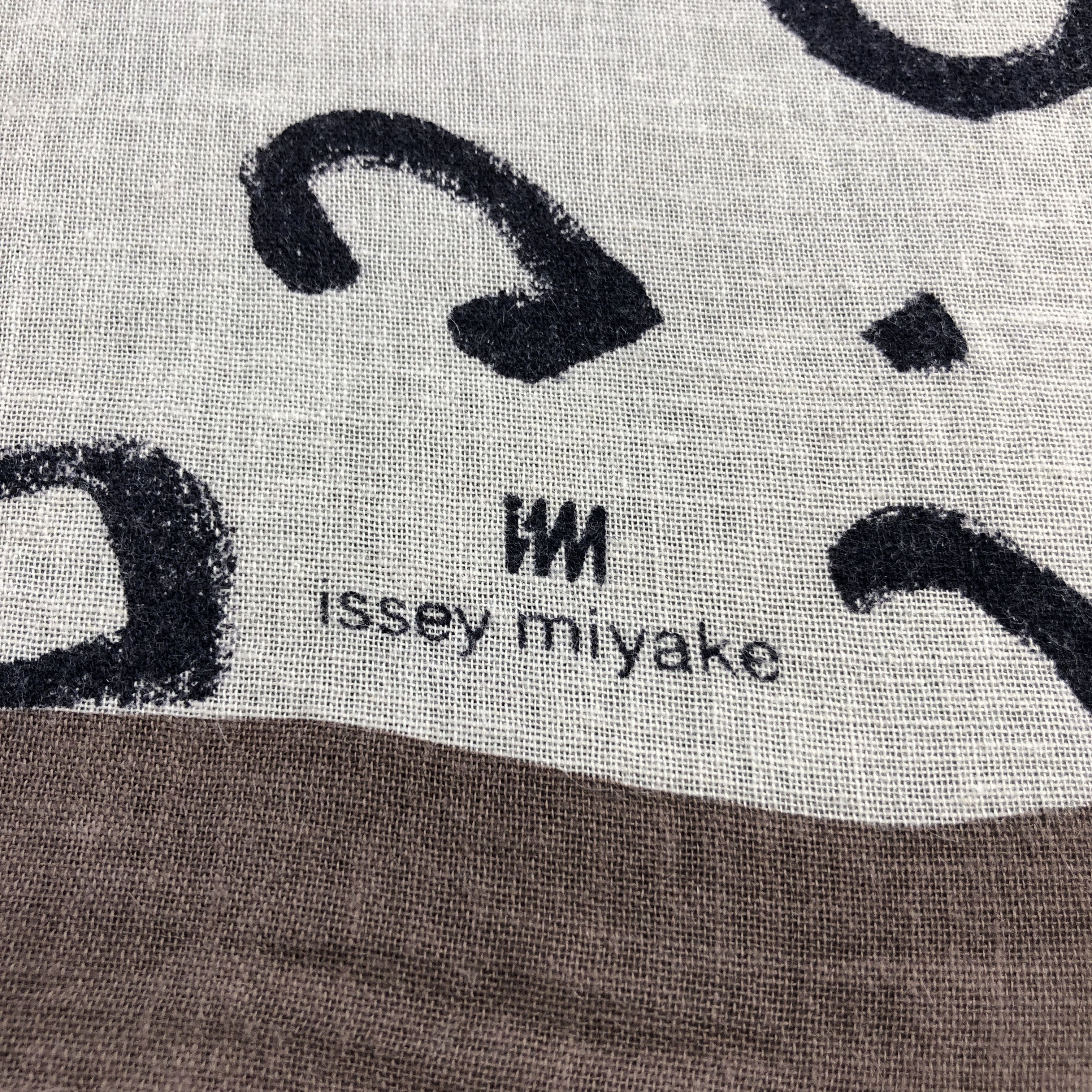 Issey Miyake Issey Miyake Handkerchief Neckerchief Bandana H2468 Size ONE SIZE - 4 Thumbnail
