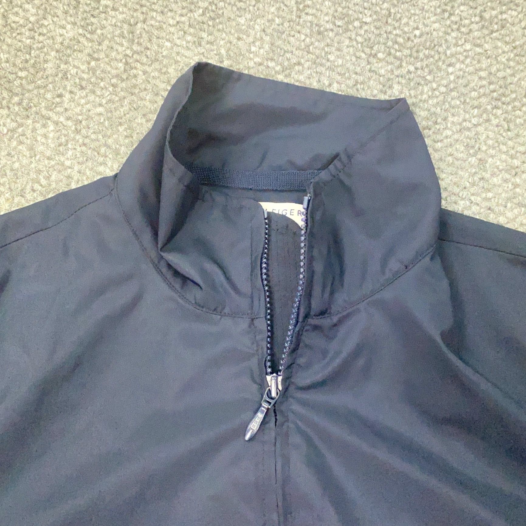 Tommy Hilfiger VINTAGE Tommy Hilfiger Mens Jacket XL Blue Windbreaker Full Zip Size US XL / EU 56 / 4 - 5 Thumbnail