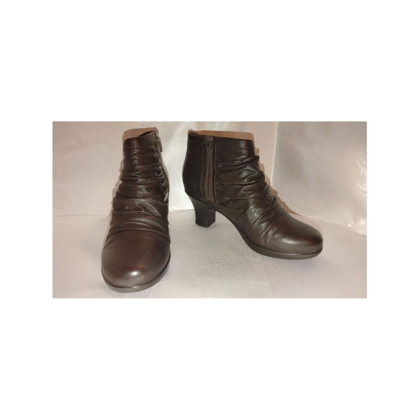 Dansko Dansko Ruched Buffy Leather Ankle Booties Size 38 Size US 7.5 / IT 37.5 - 5 Thumbnail