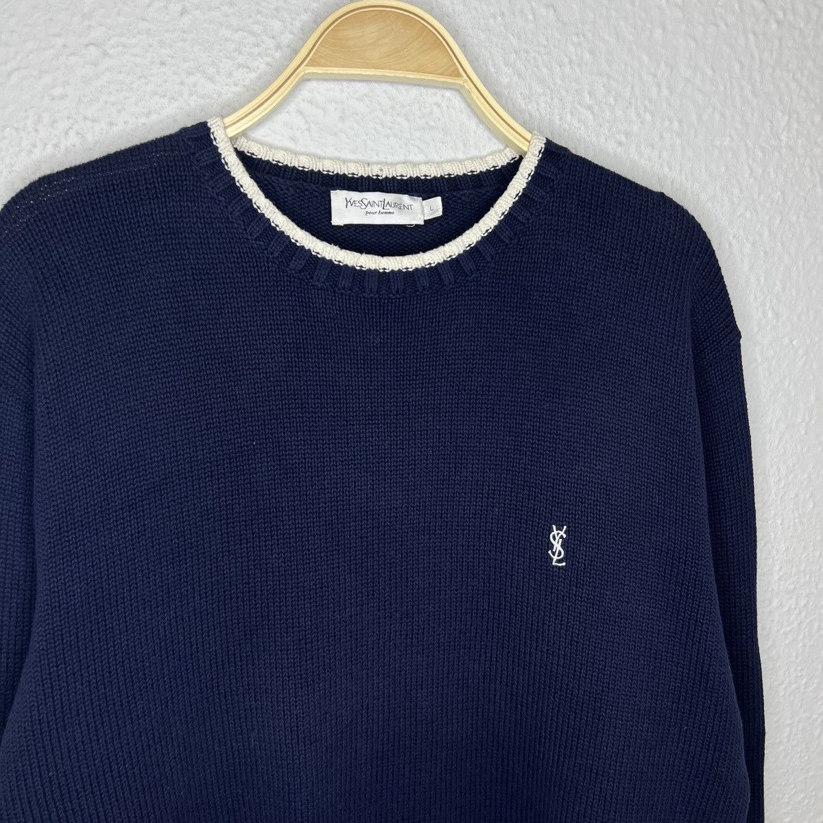 Yves Saint Laurent Yves Saint Laurent YSL Jumper Sweater Knitwear Navy Beige Size US L / EU 52-54 / 3 - 4 Thumbnail