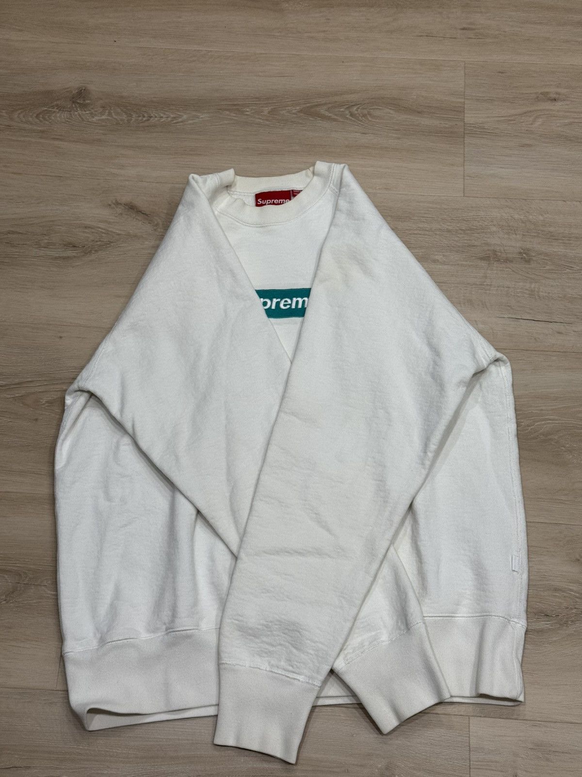 Supreme Supreme 2006 Teal on White Box Logo Crewneck Sweatshirt Size US L / EU 52-54 / 3 - 11 Thumbnail